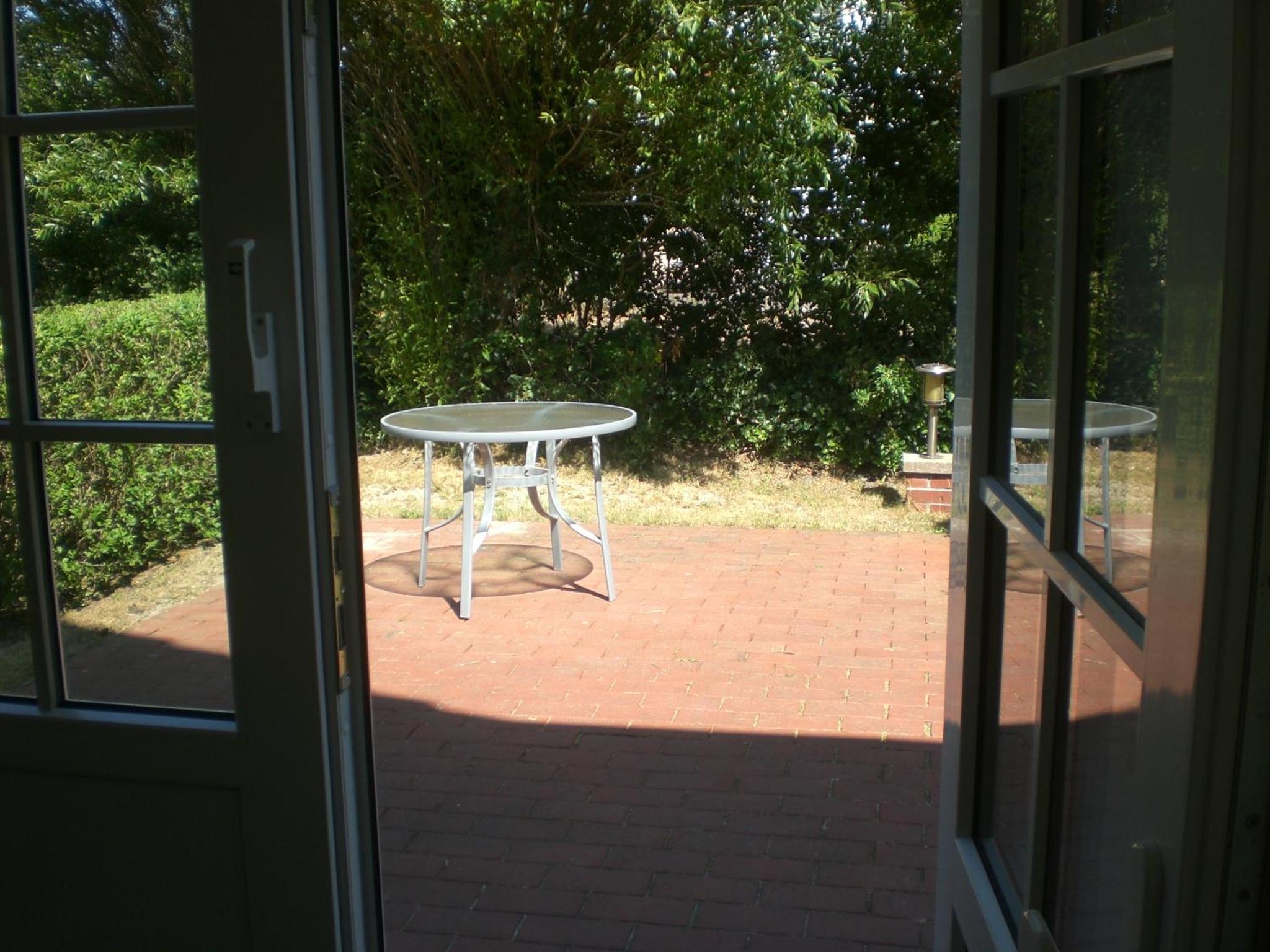 Apartment with Terrace photo 2