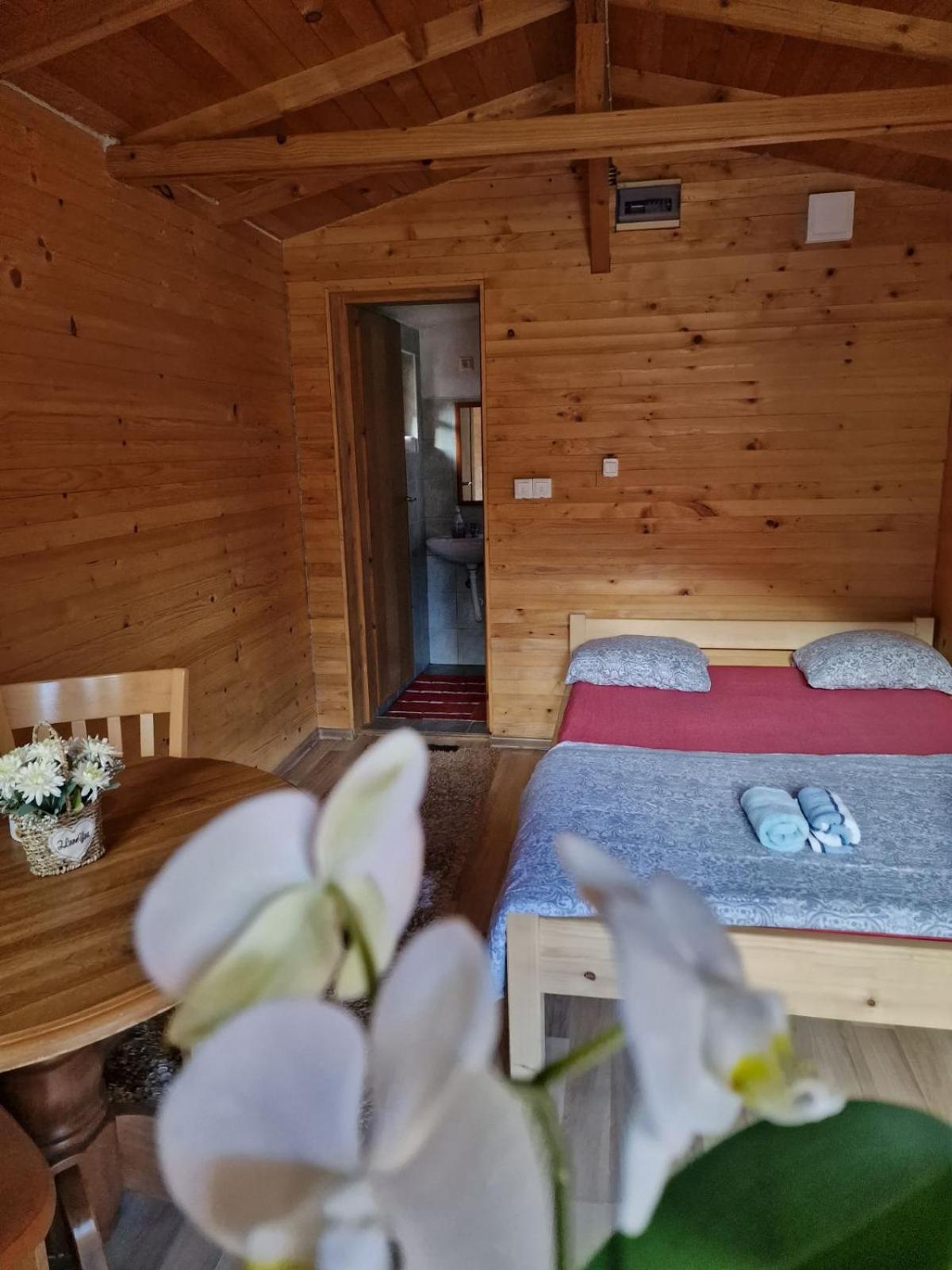 One-Bedroom Bungalow photo 1