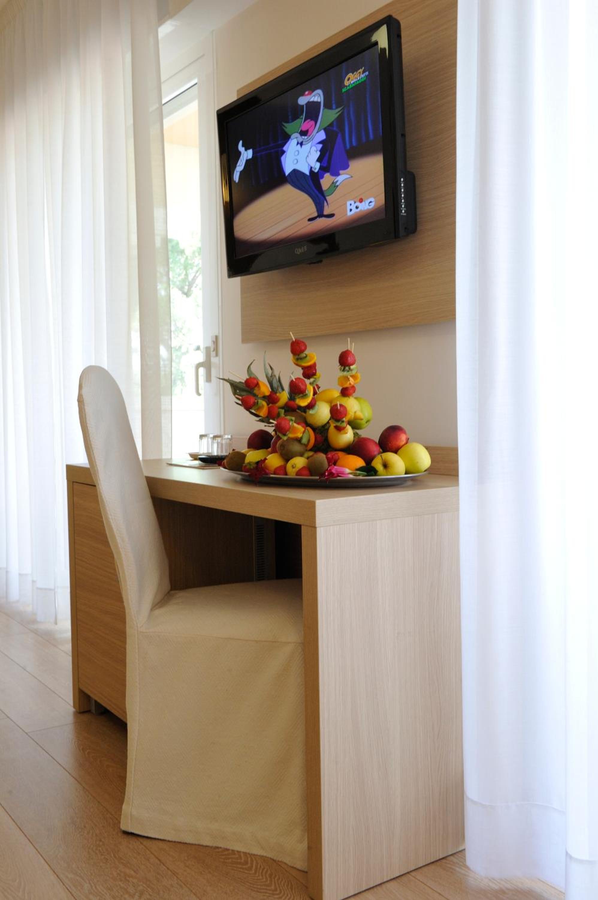 Deluxe Triple Room - Photo 7