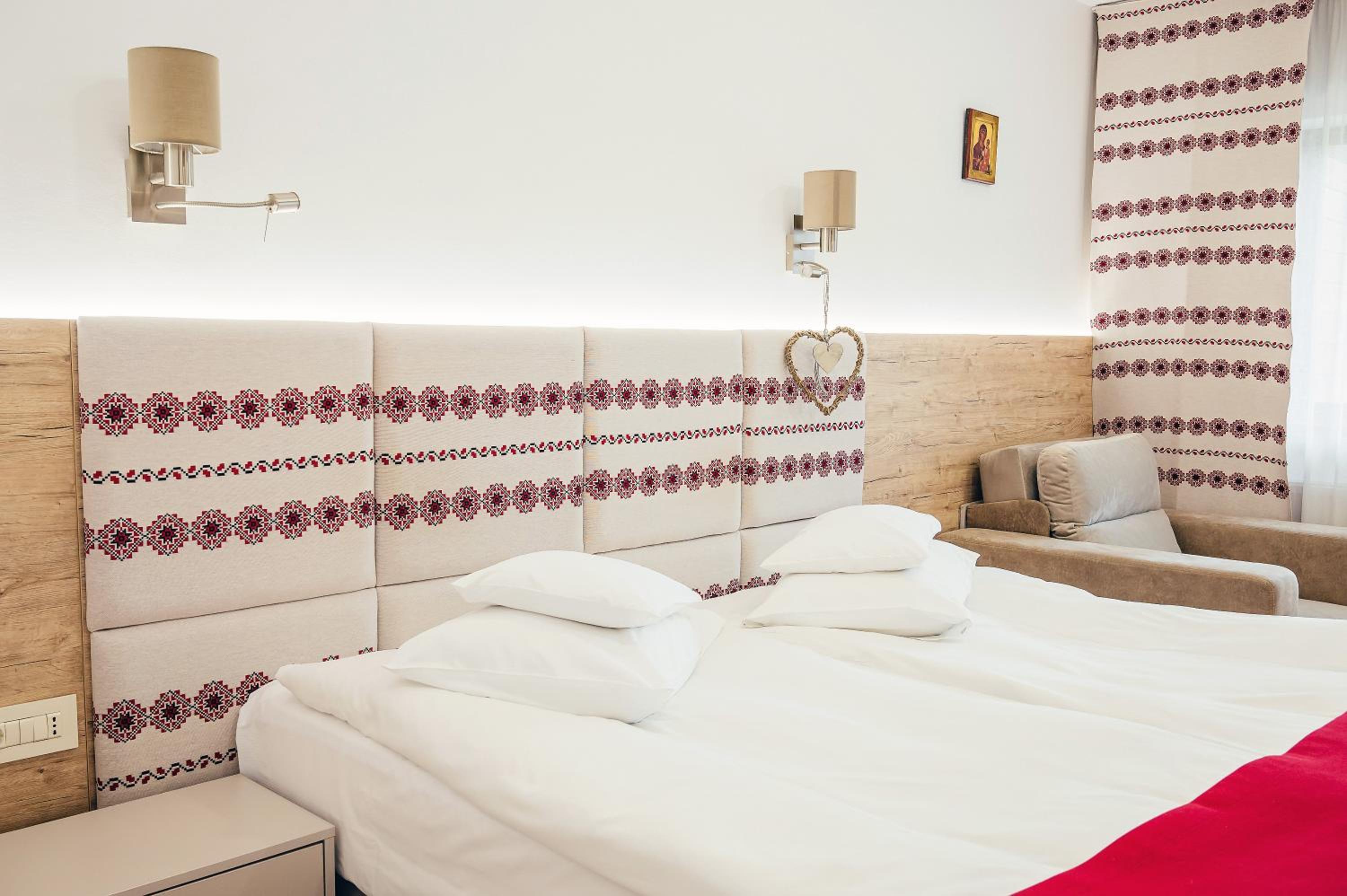 Deluxe Double or Twin Room with Balcony - Photo 54