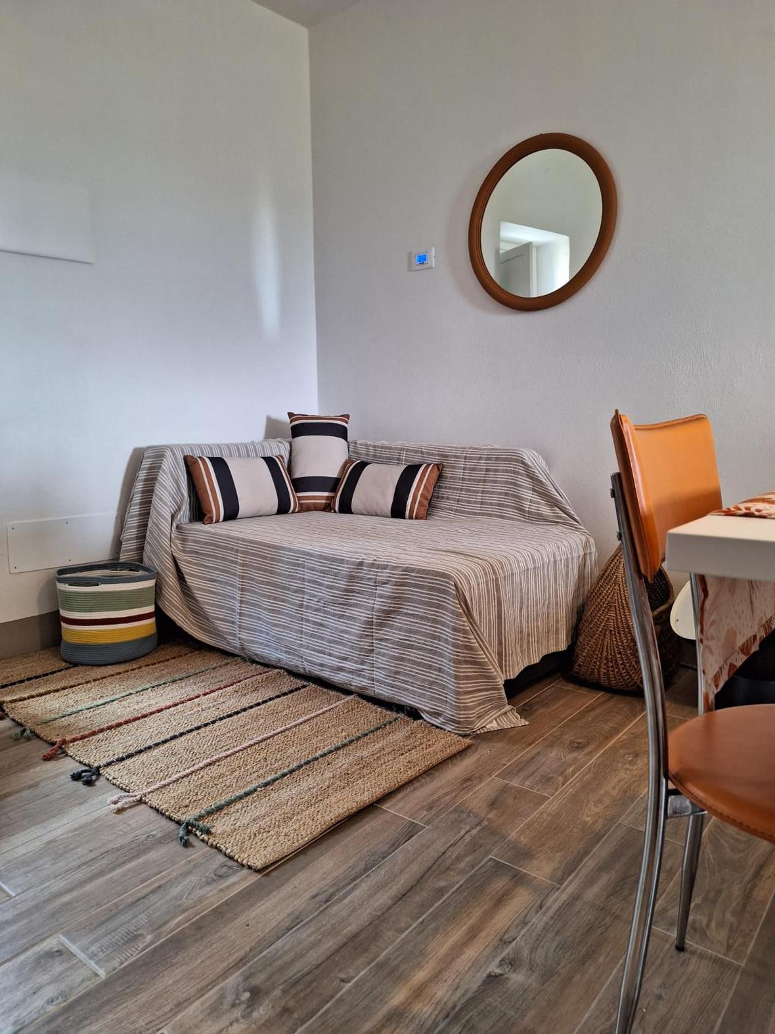 One-Bedroom House photo 2