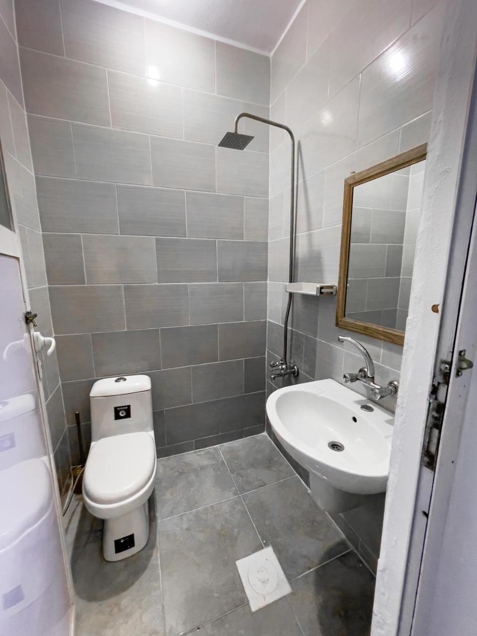 Double Room With Private Bathroom photo 3