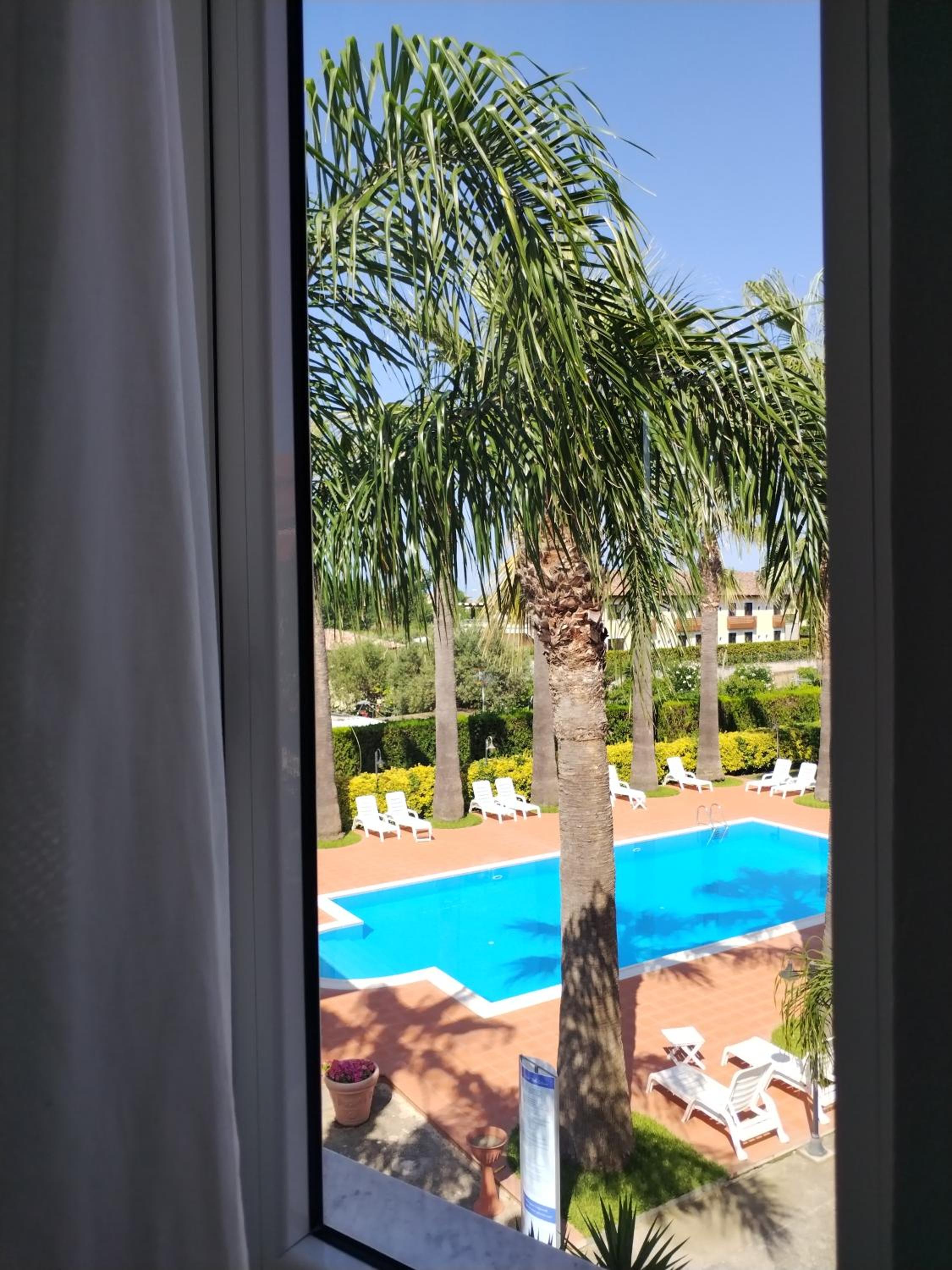 Apartment with Pool View  photo 2