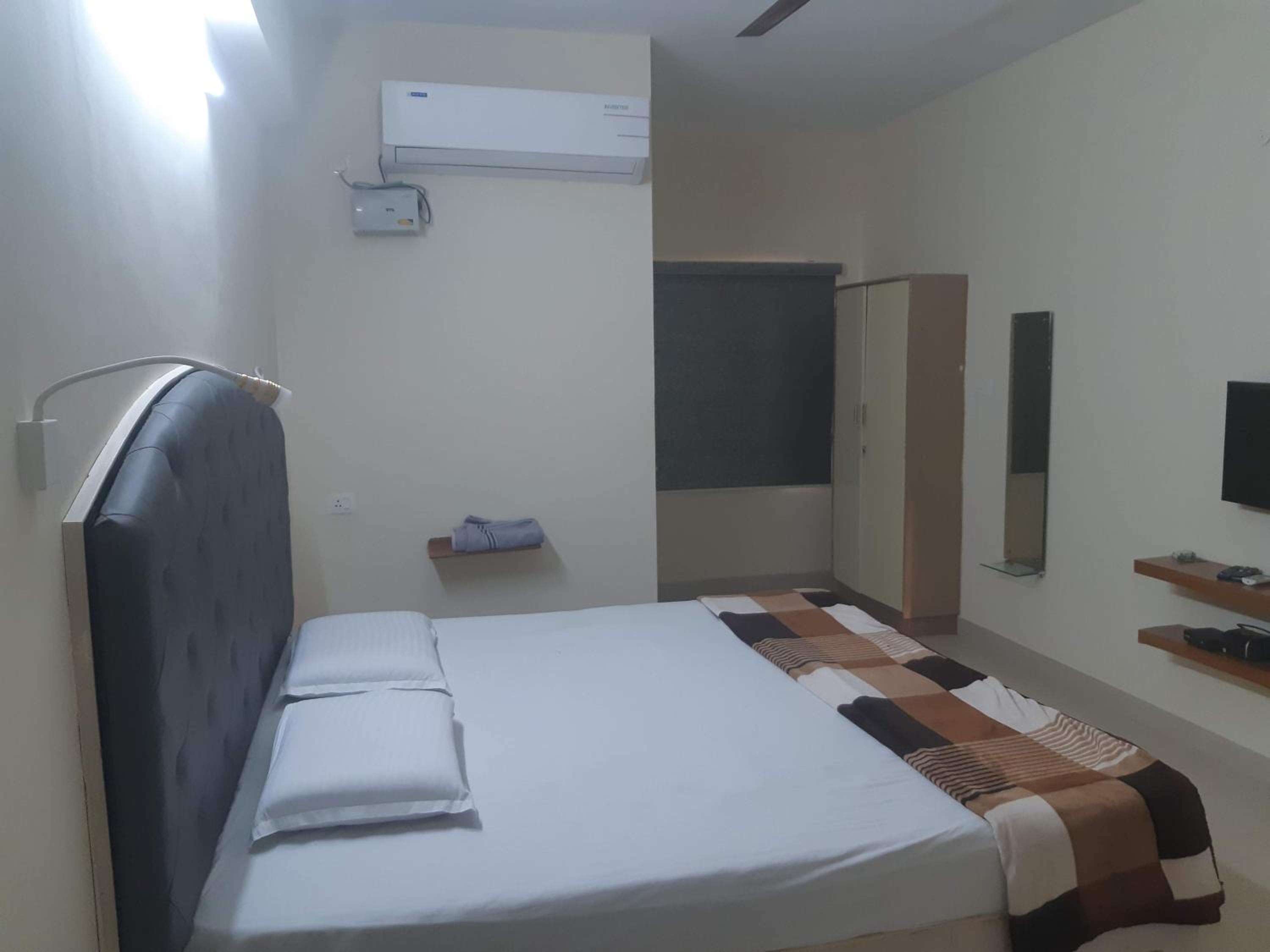 Standard Double Room photo 3