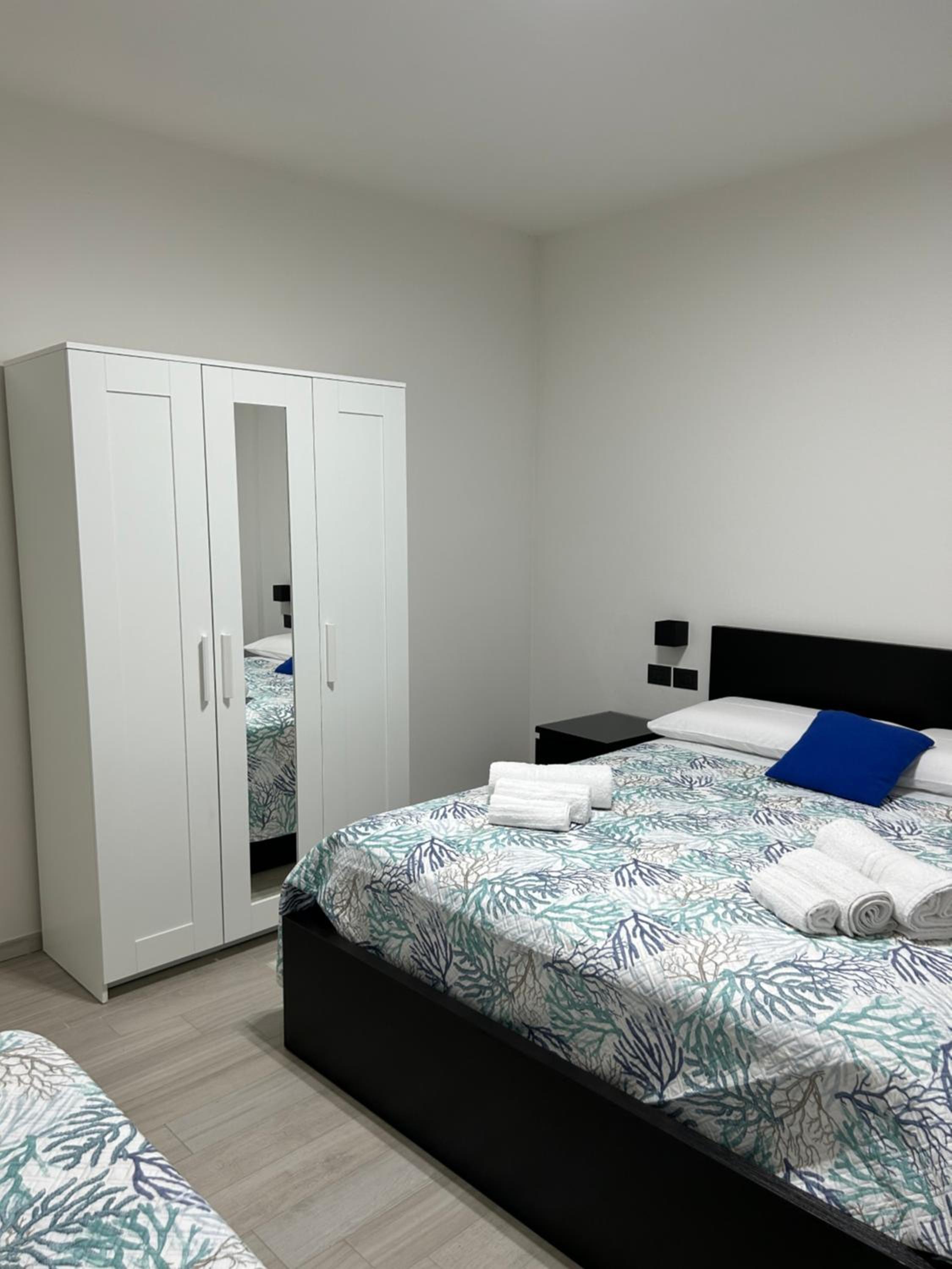 One-Bedroom House photo 1
