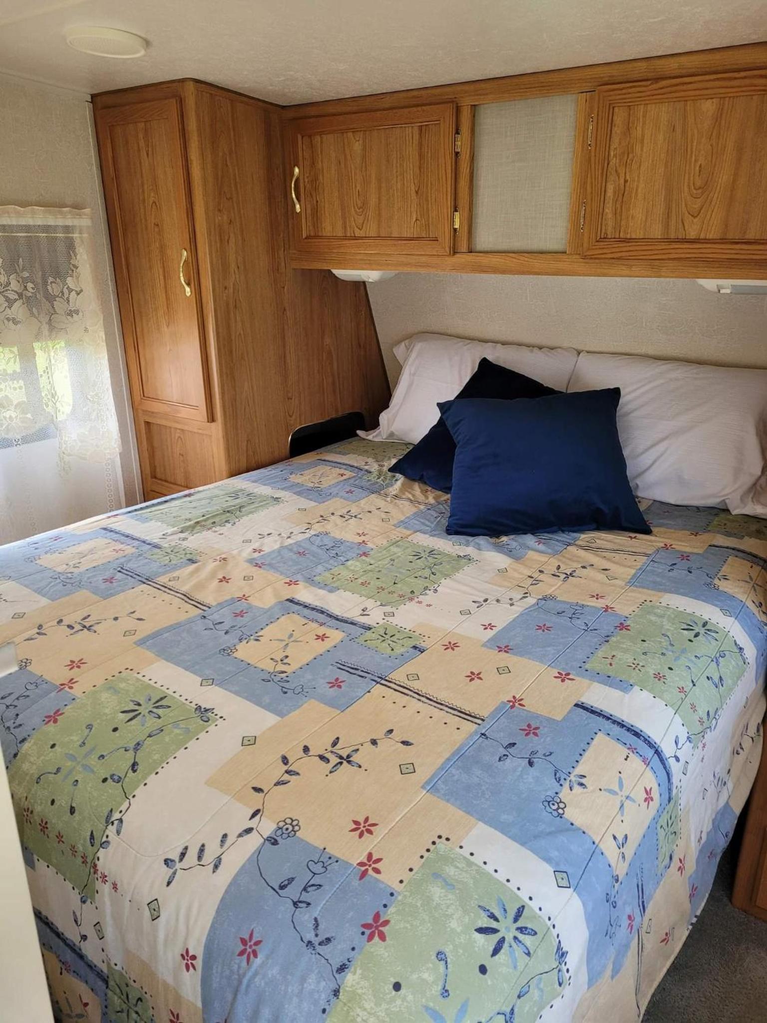 Deluxe Bungalow photo 1