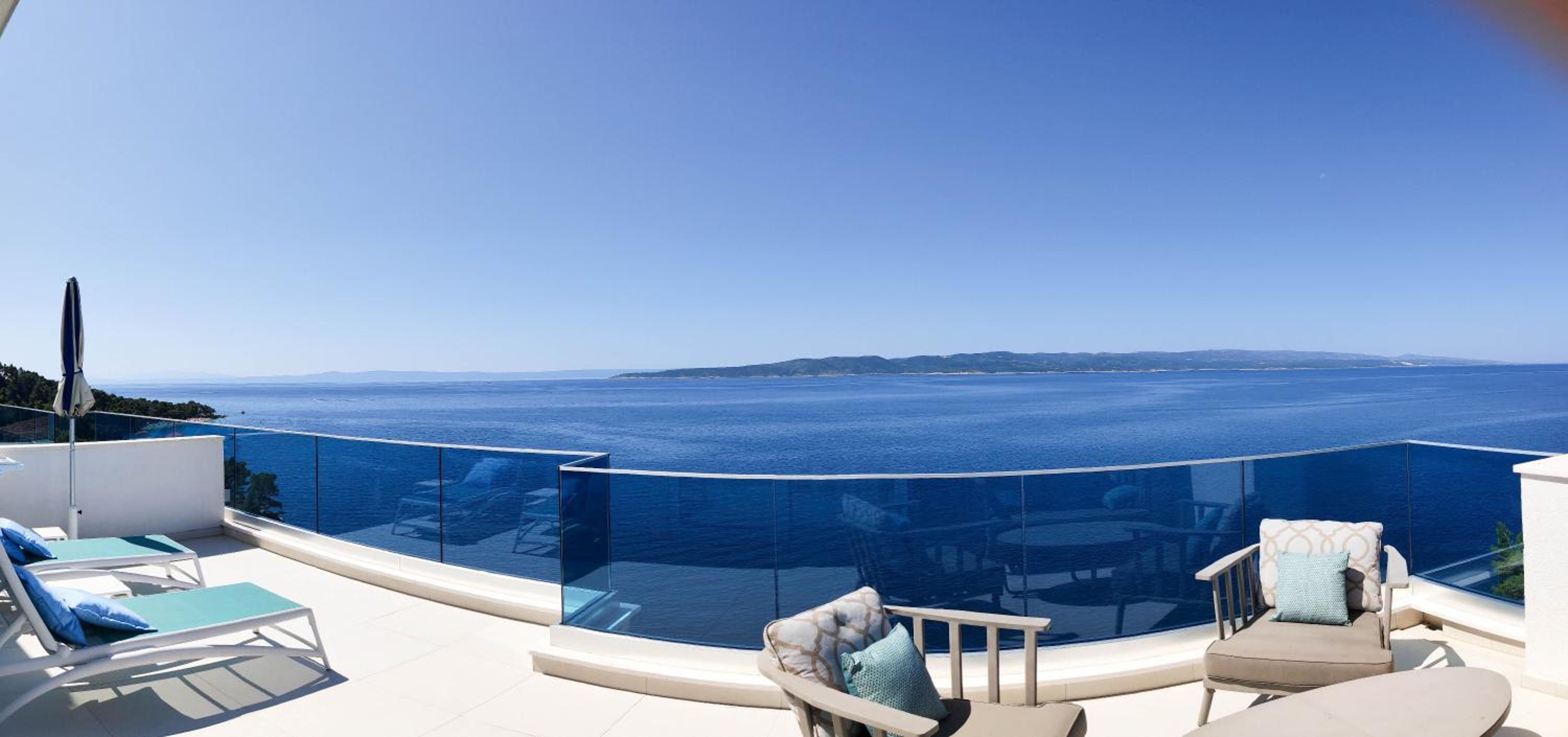 Penthouse Apartment photo 2