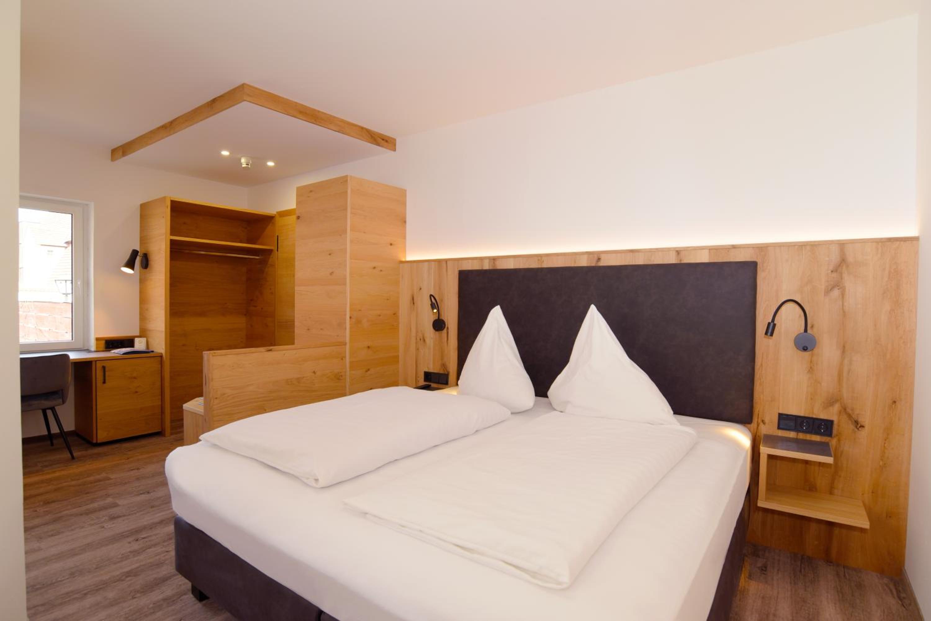 Standard Double Room photo 2