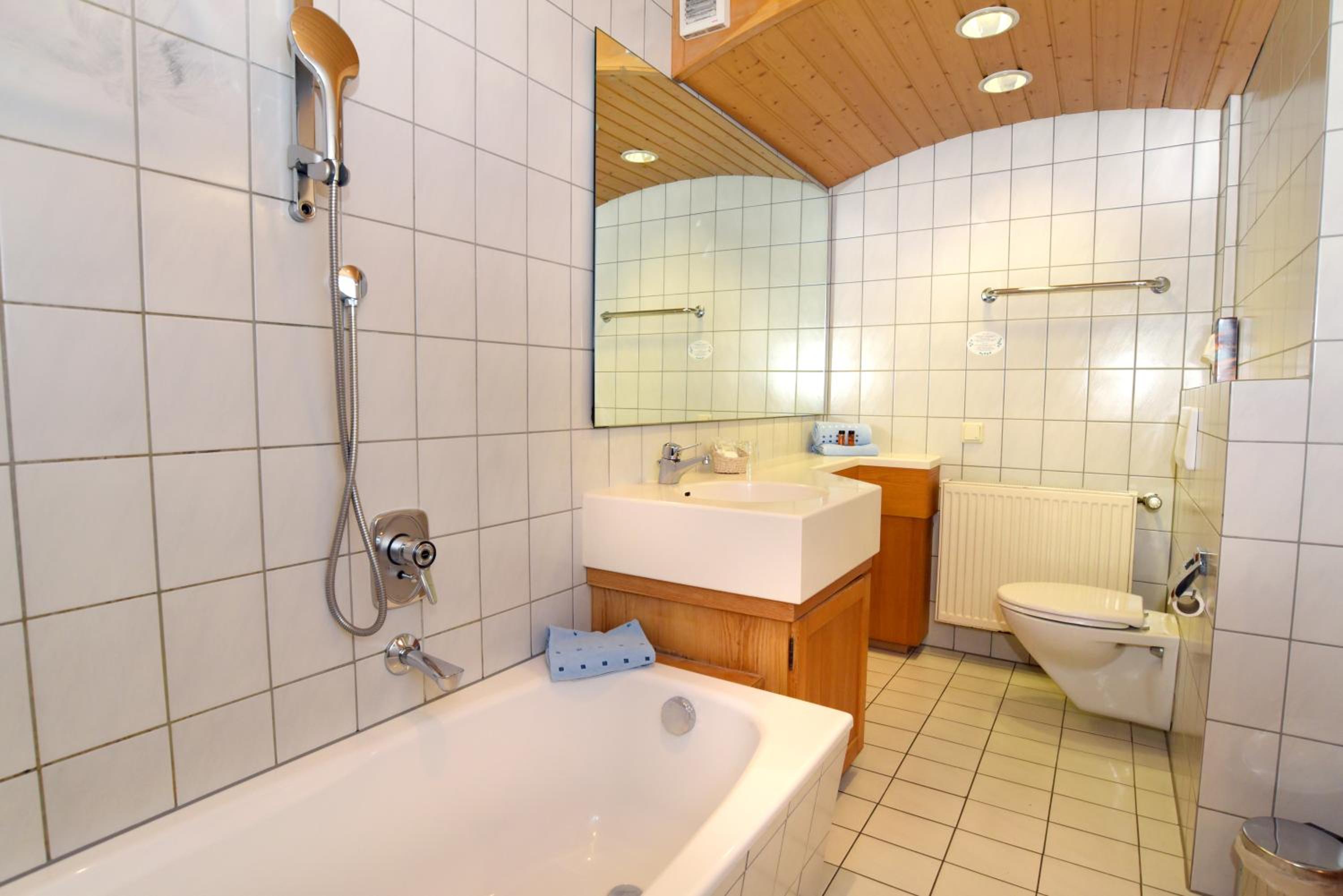 Deluxe Double Room - Photo 7