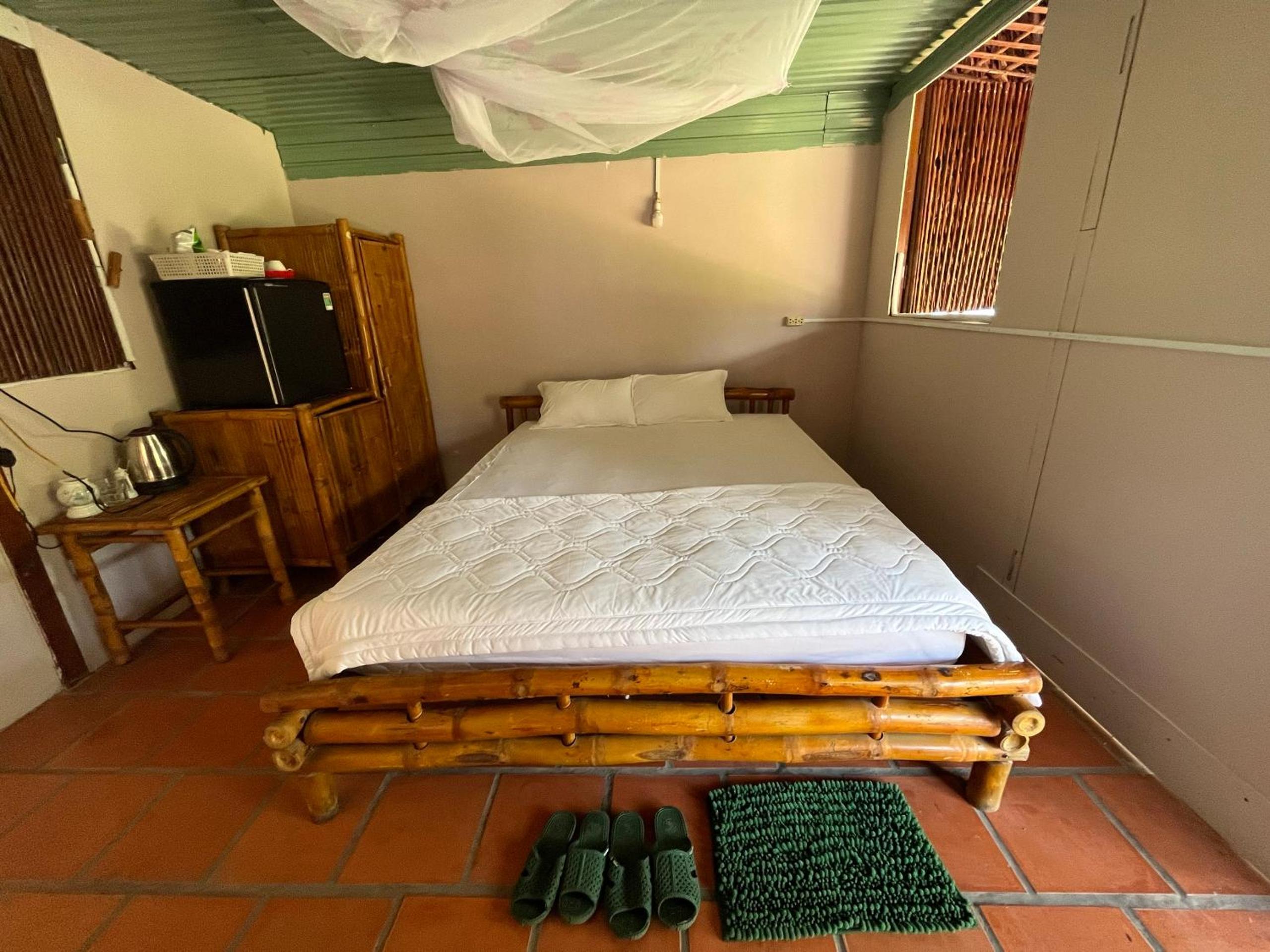 Double Room - Photo 5