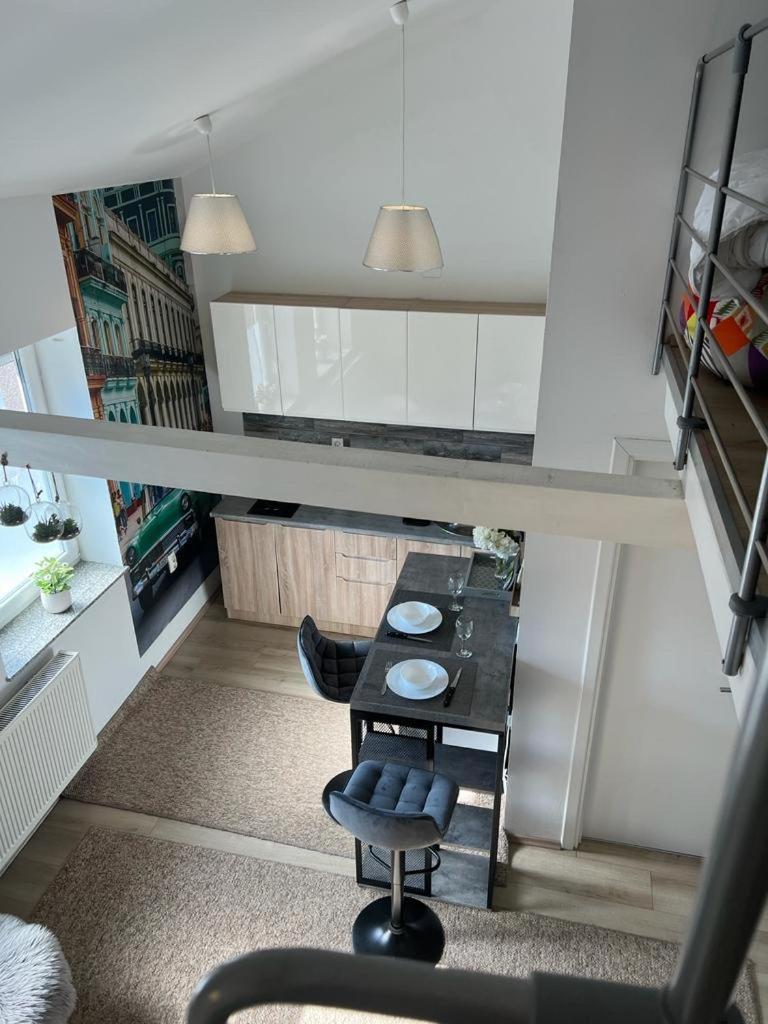 Studio Apartment - Photo 14