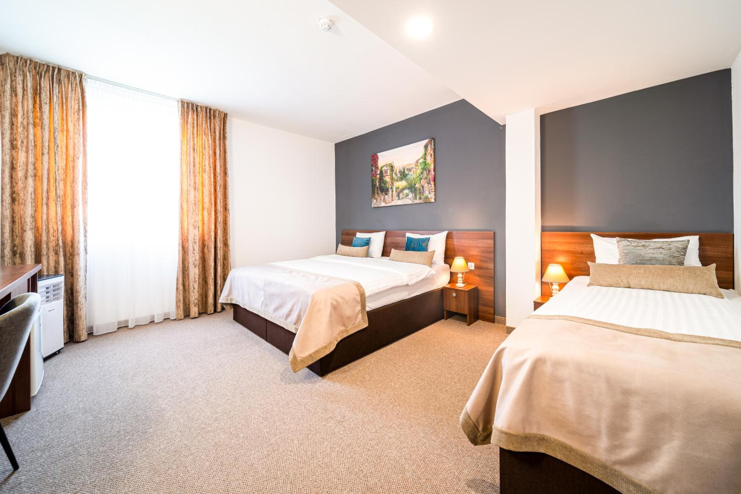 Executive Triple Room photo 1