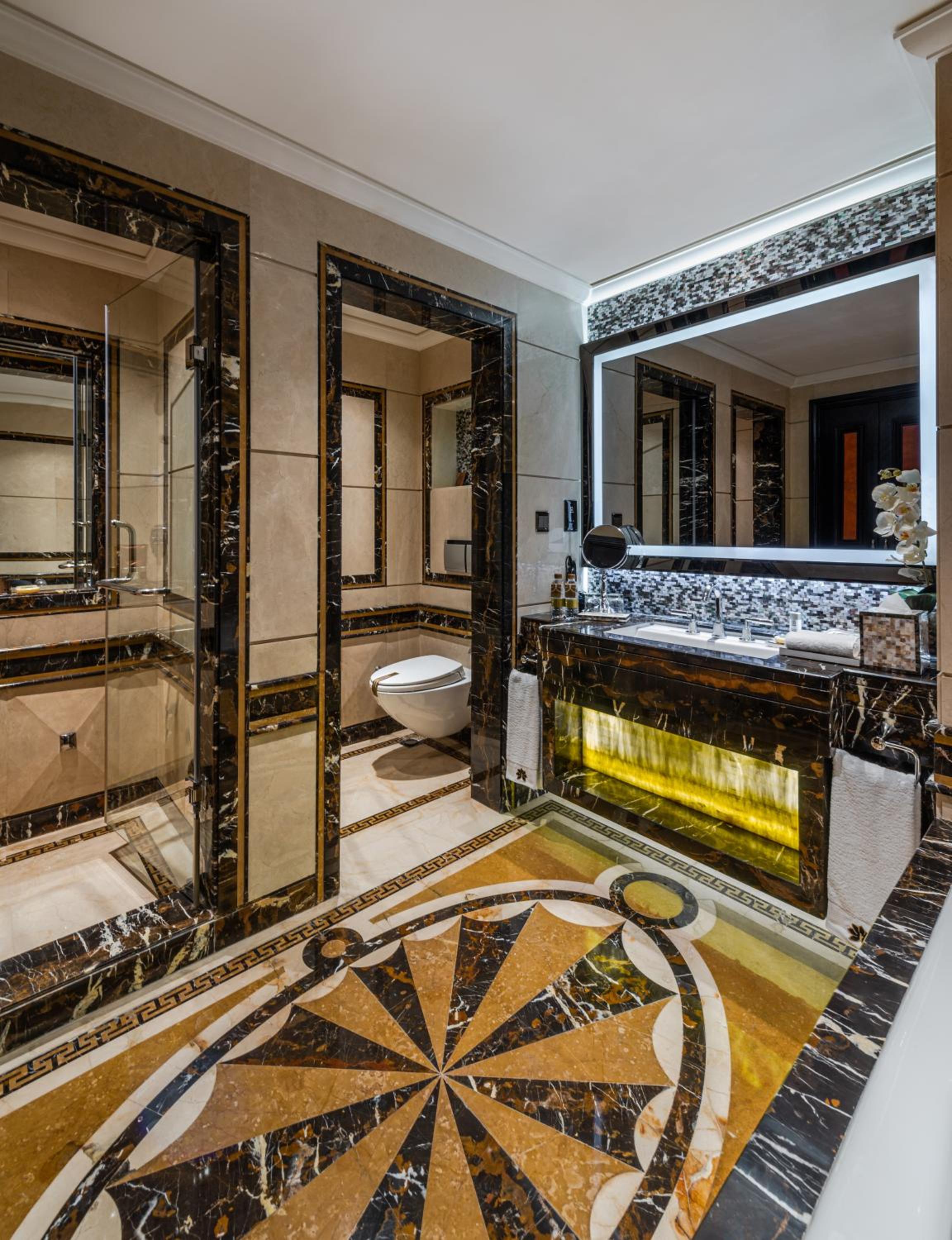 Premium Suite - Photo 8