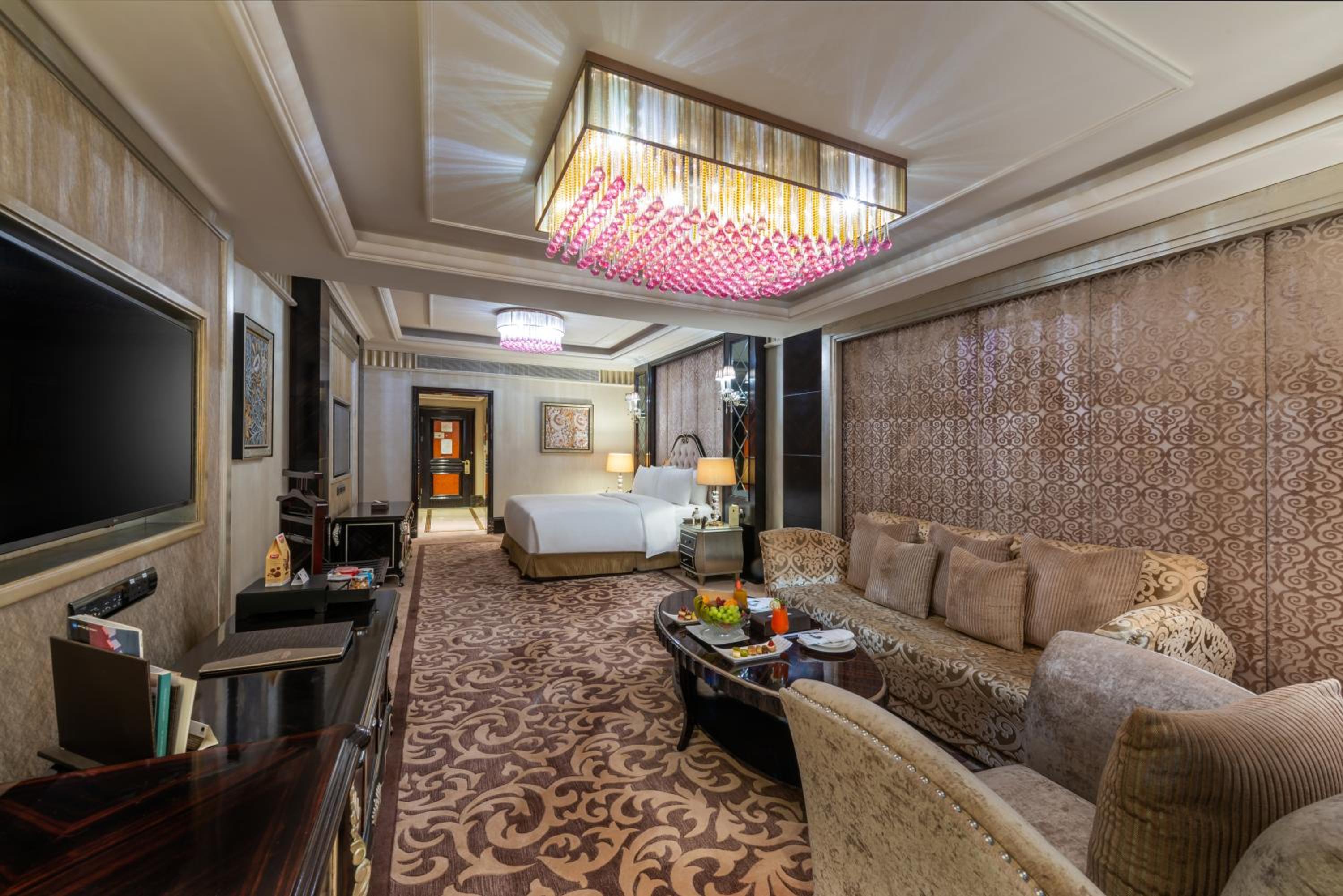 Classic Suite - Photo 1