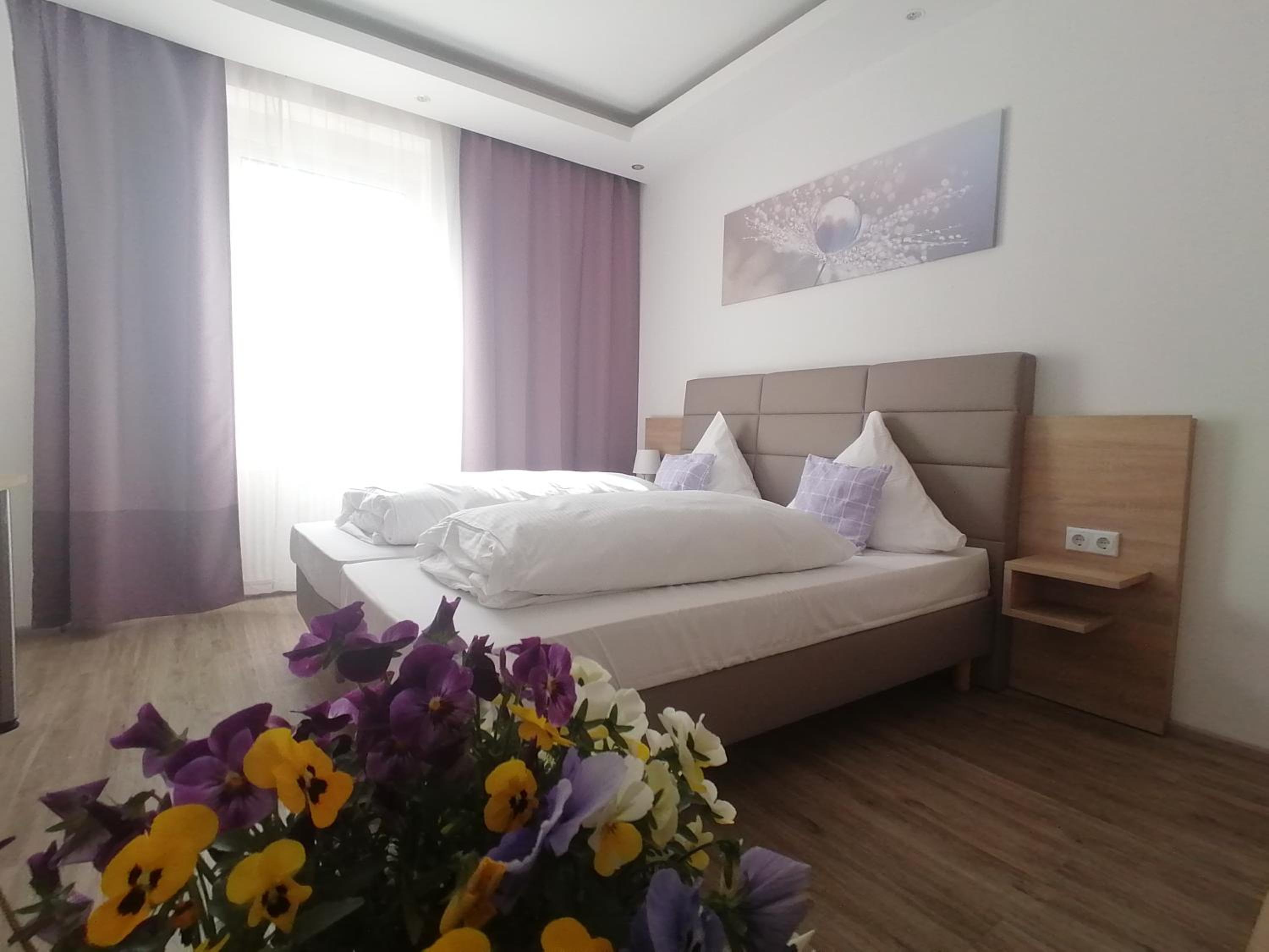 Double Room - Photo 1