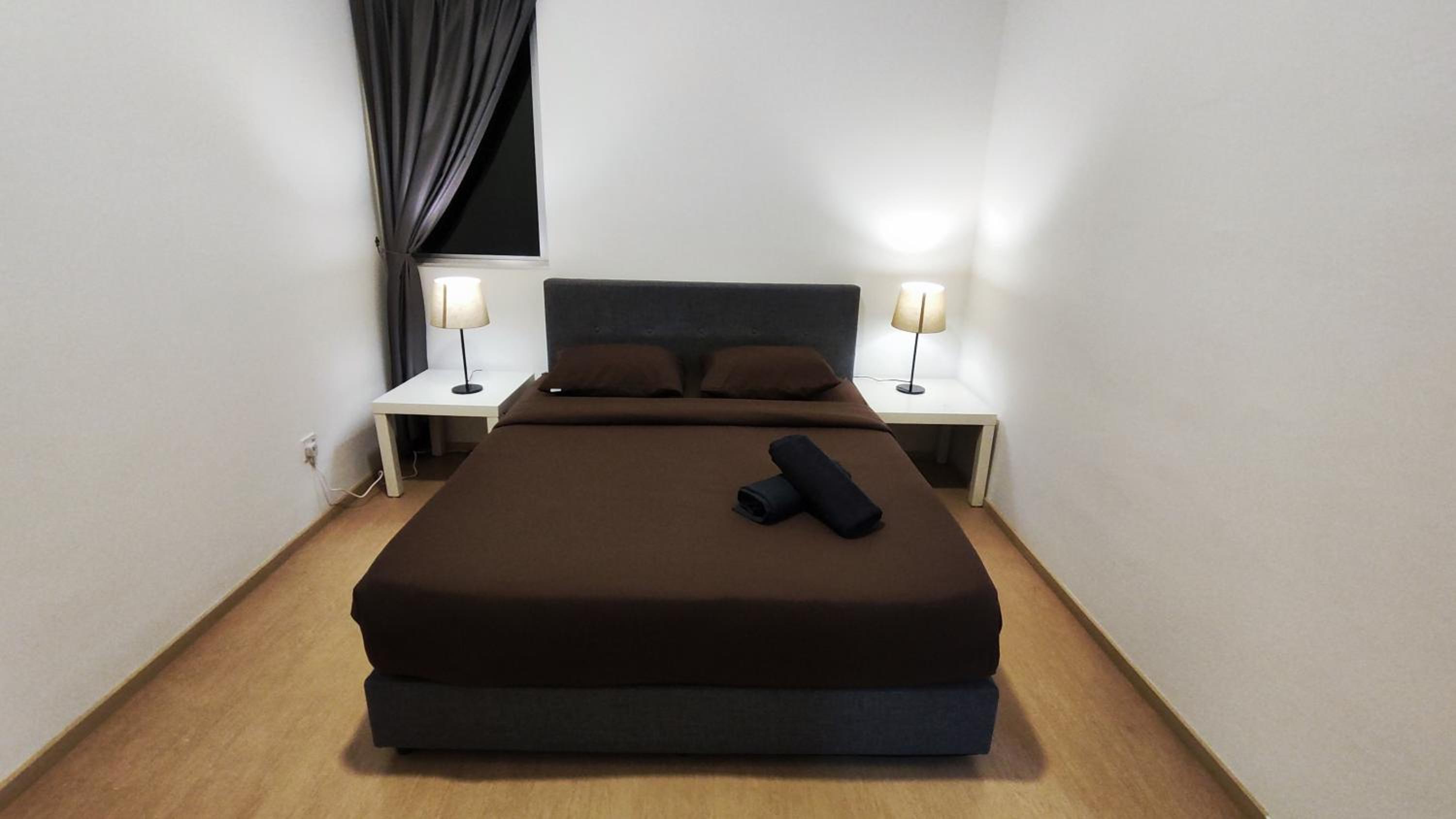 Three-Bedroom Apartment photo 2