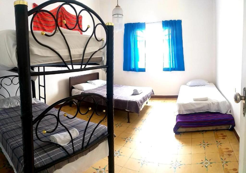 Single Bed In Dormitory Room photo 2