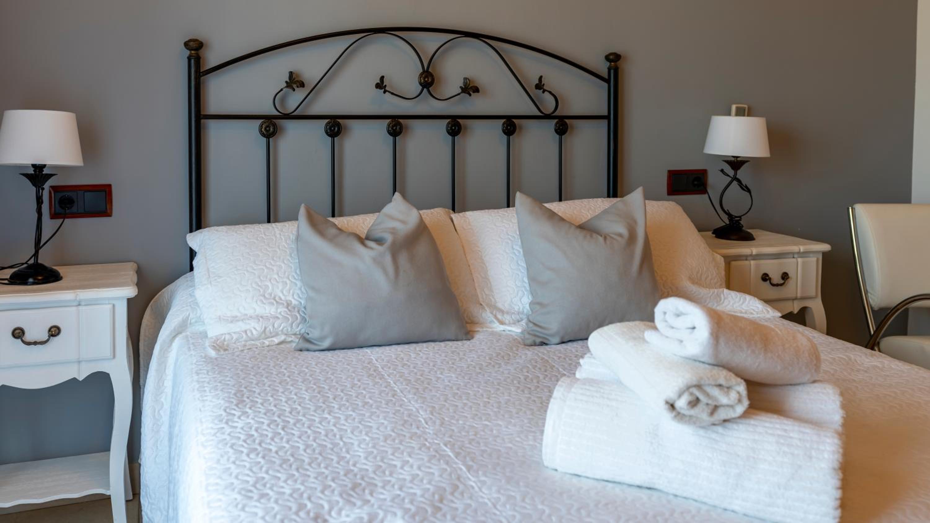 Double Room - Photo 1