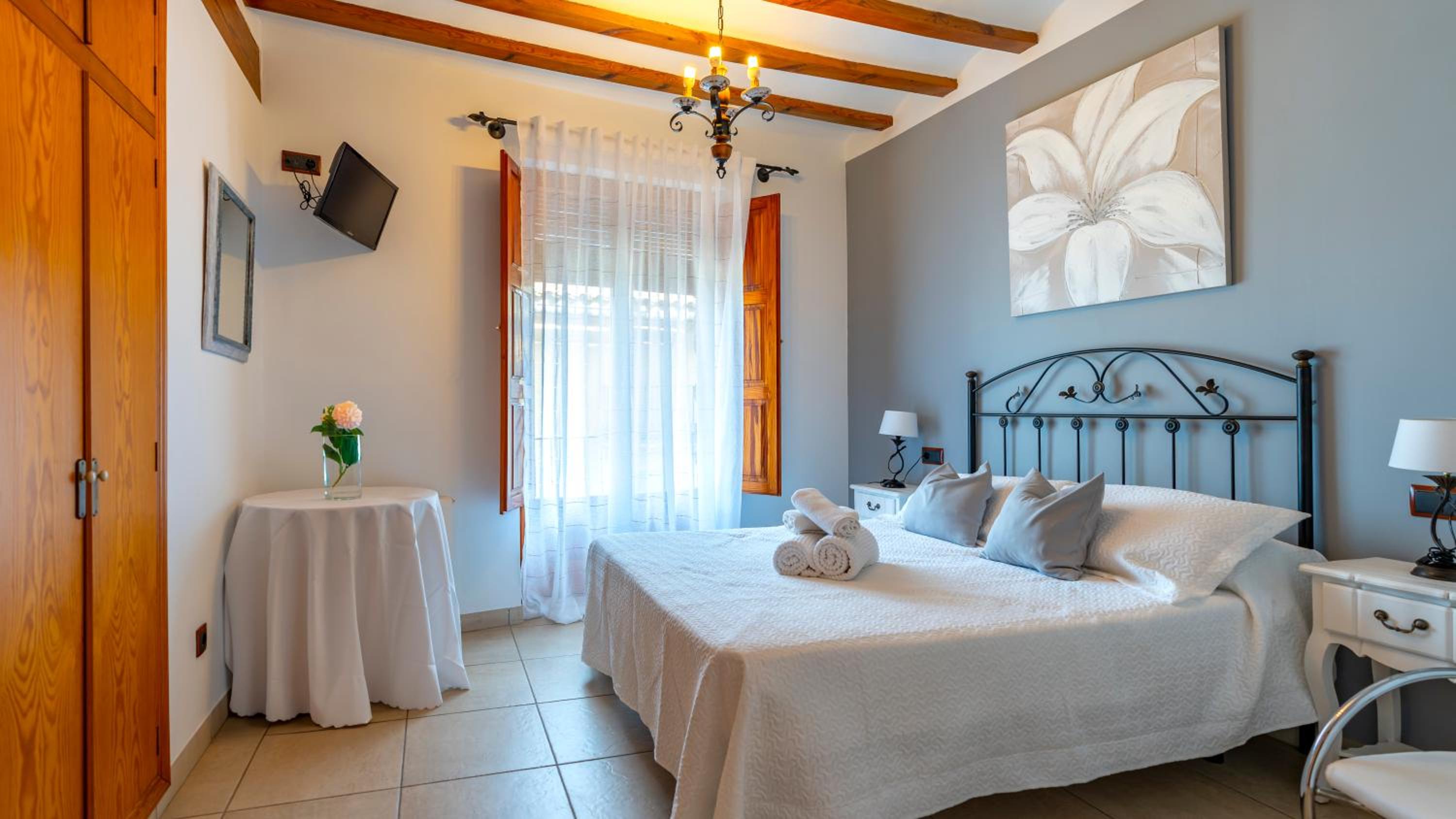 Double Room - Photo 4