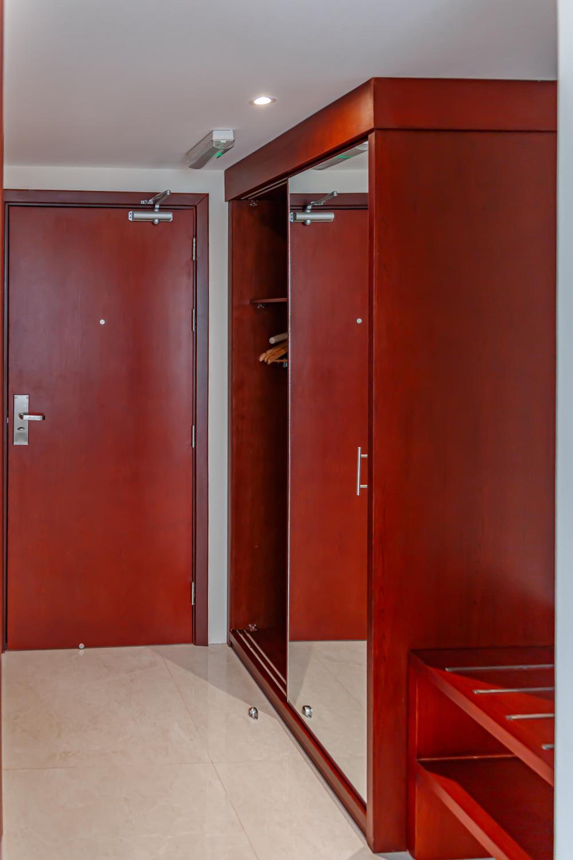 Deluxe Room - Photo 8