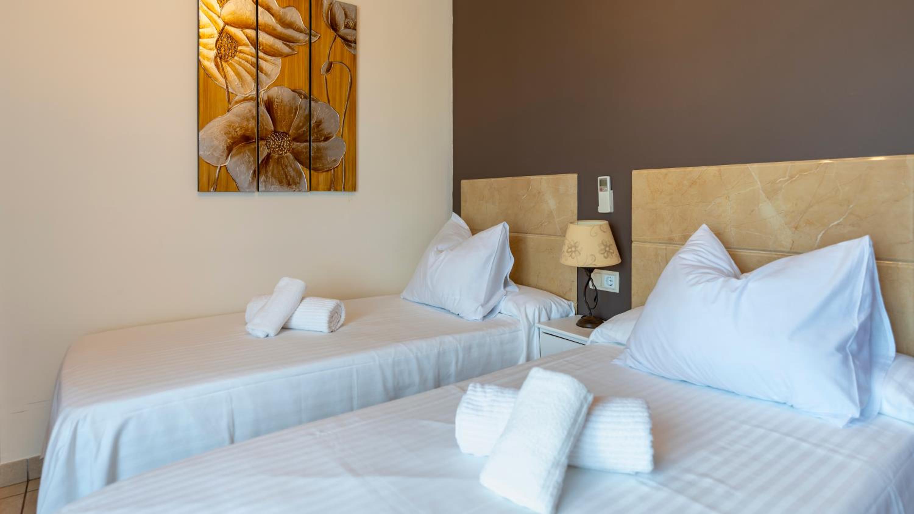 Double or Twin Room - Photo 1