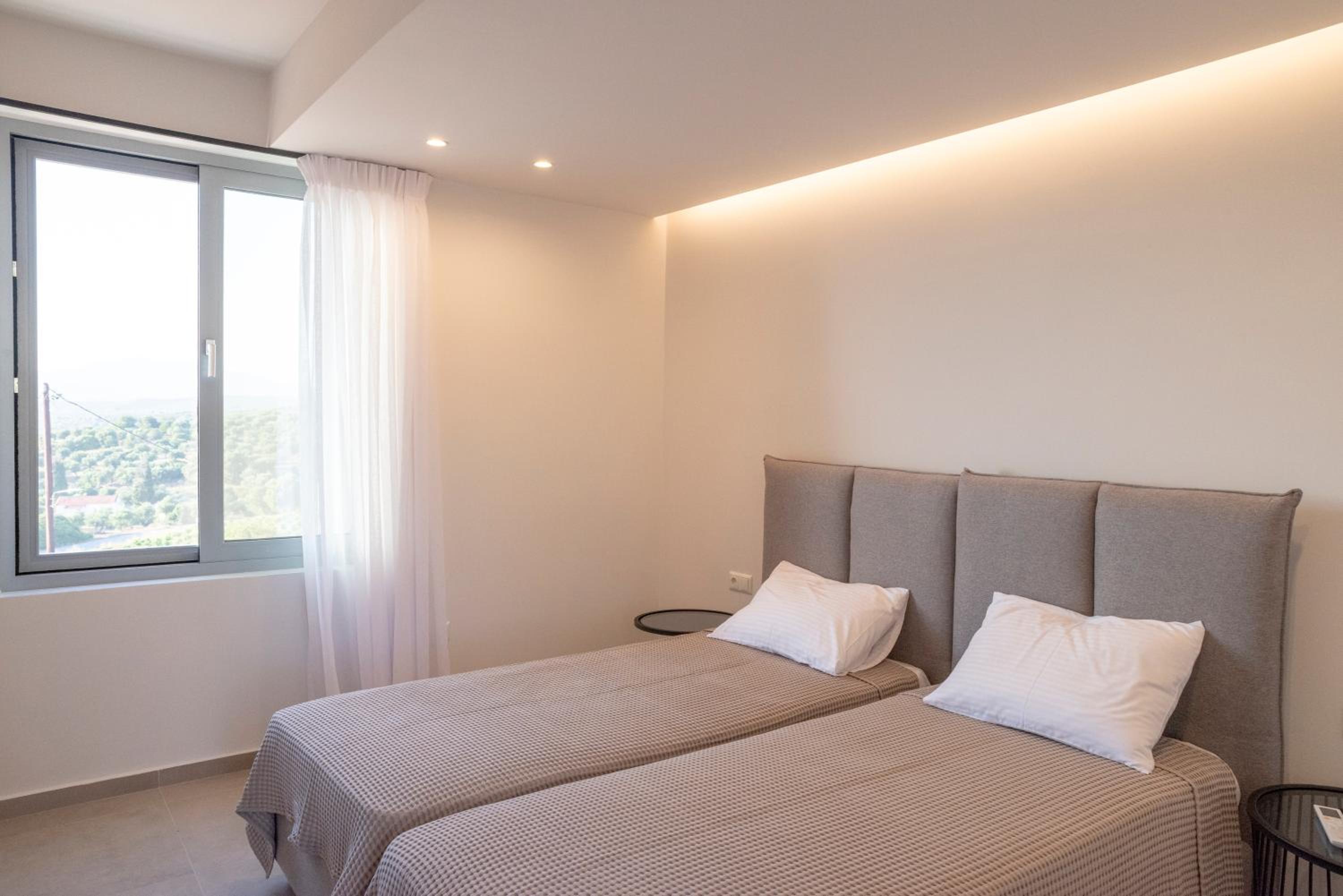 Two-Bedroom House photo 2