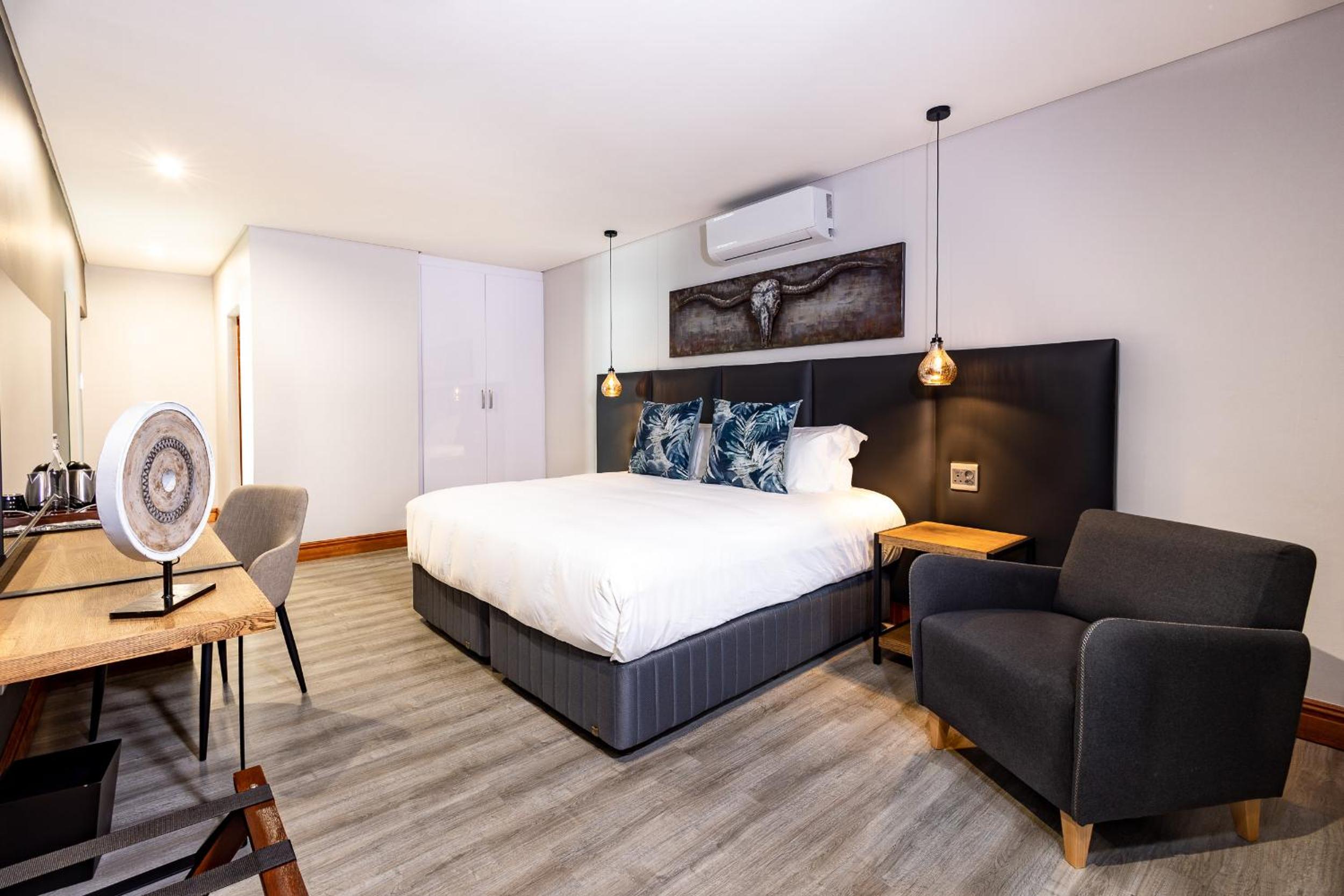 Superior King Room