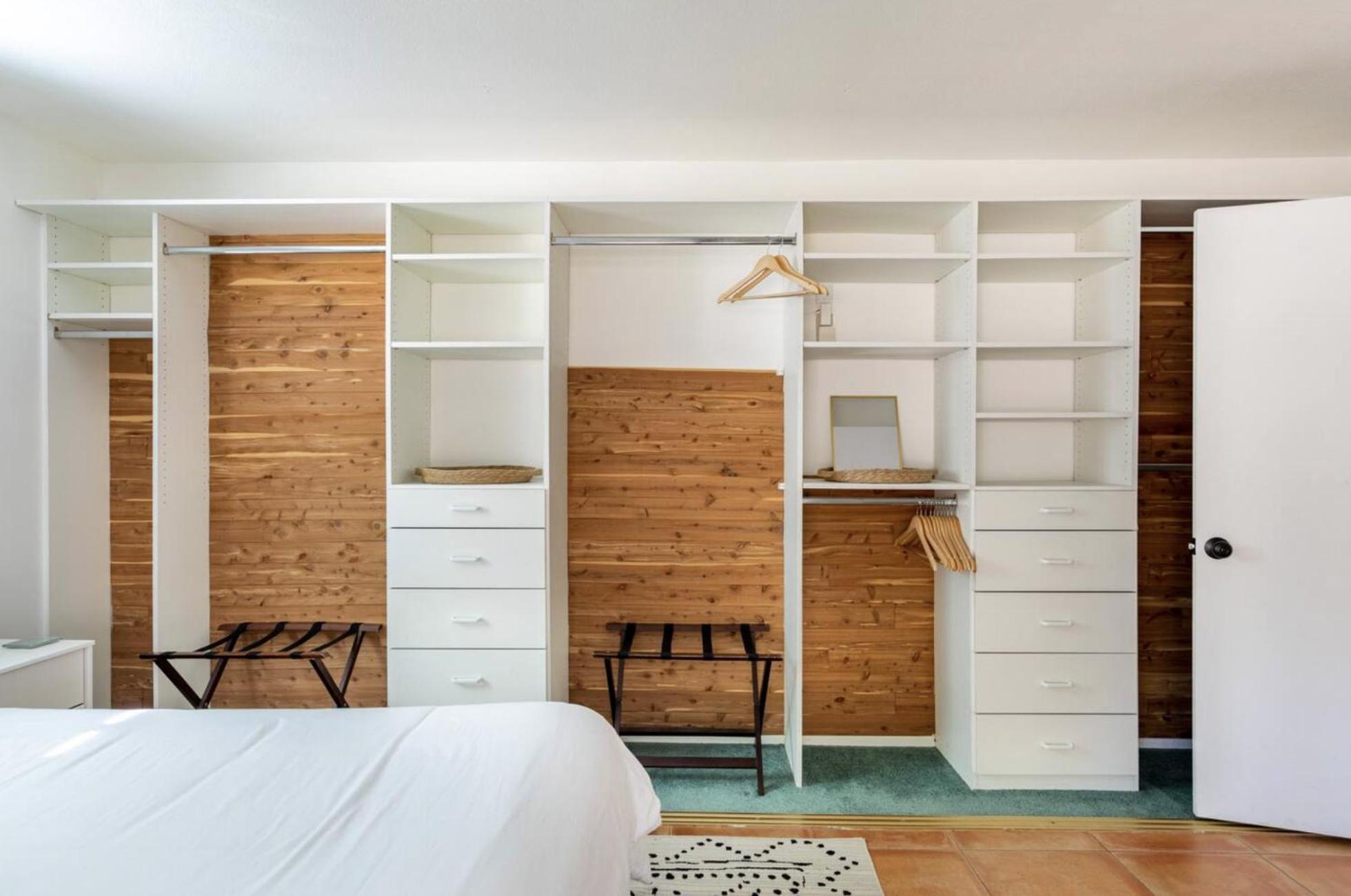 Three-Bedroom House - Photo 90
