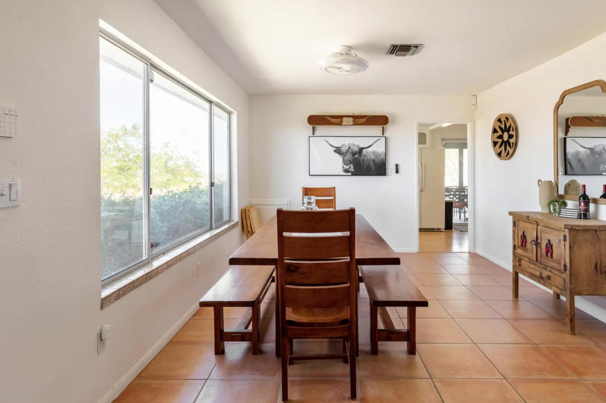 Three-Bedroom House - Photo 93