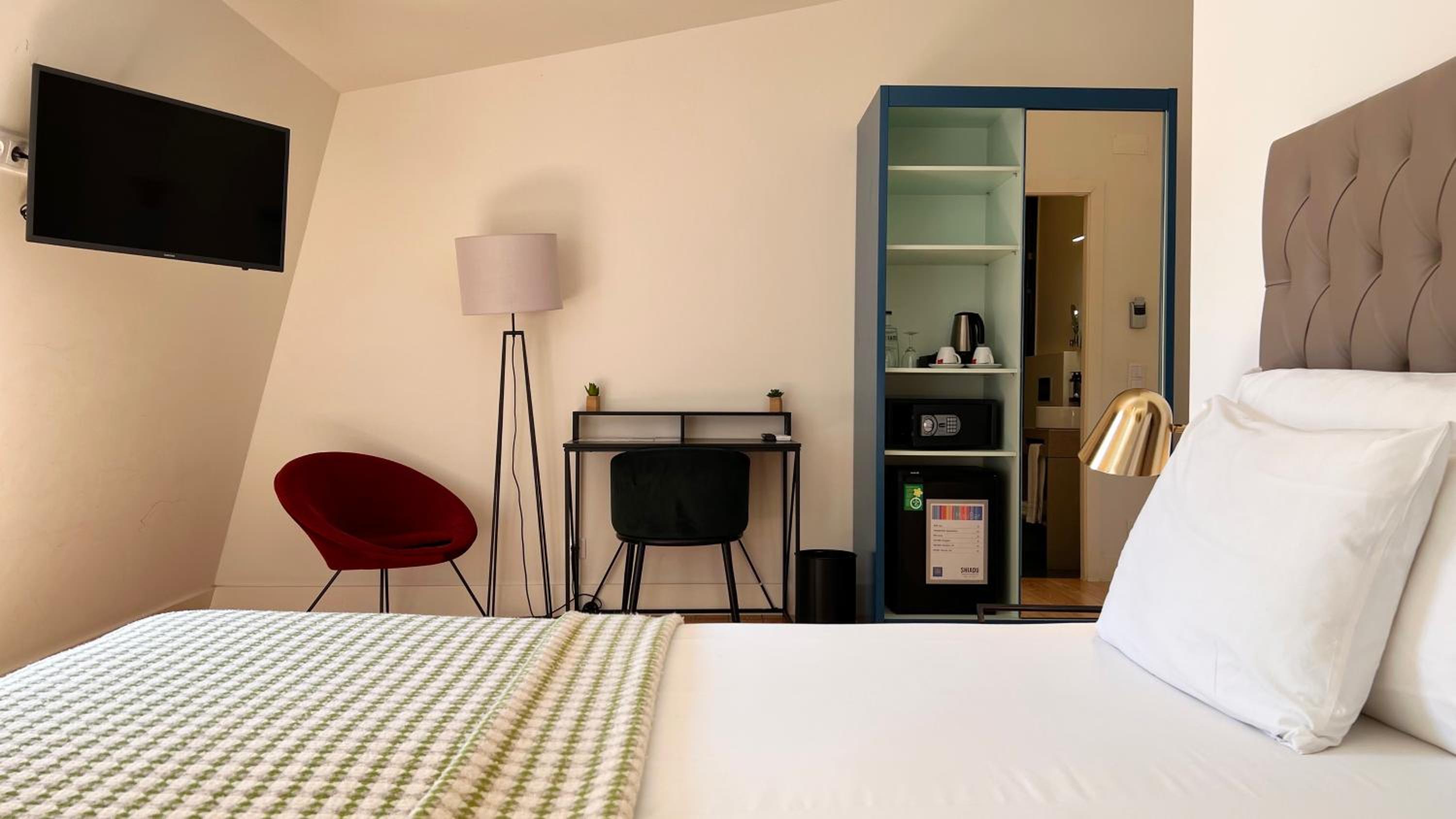 Superior Double or Twin Room - Photo 19