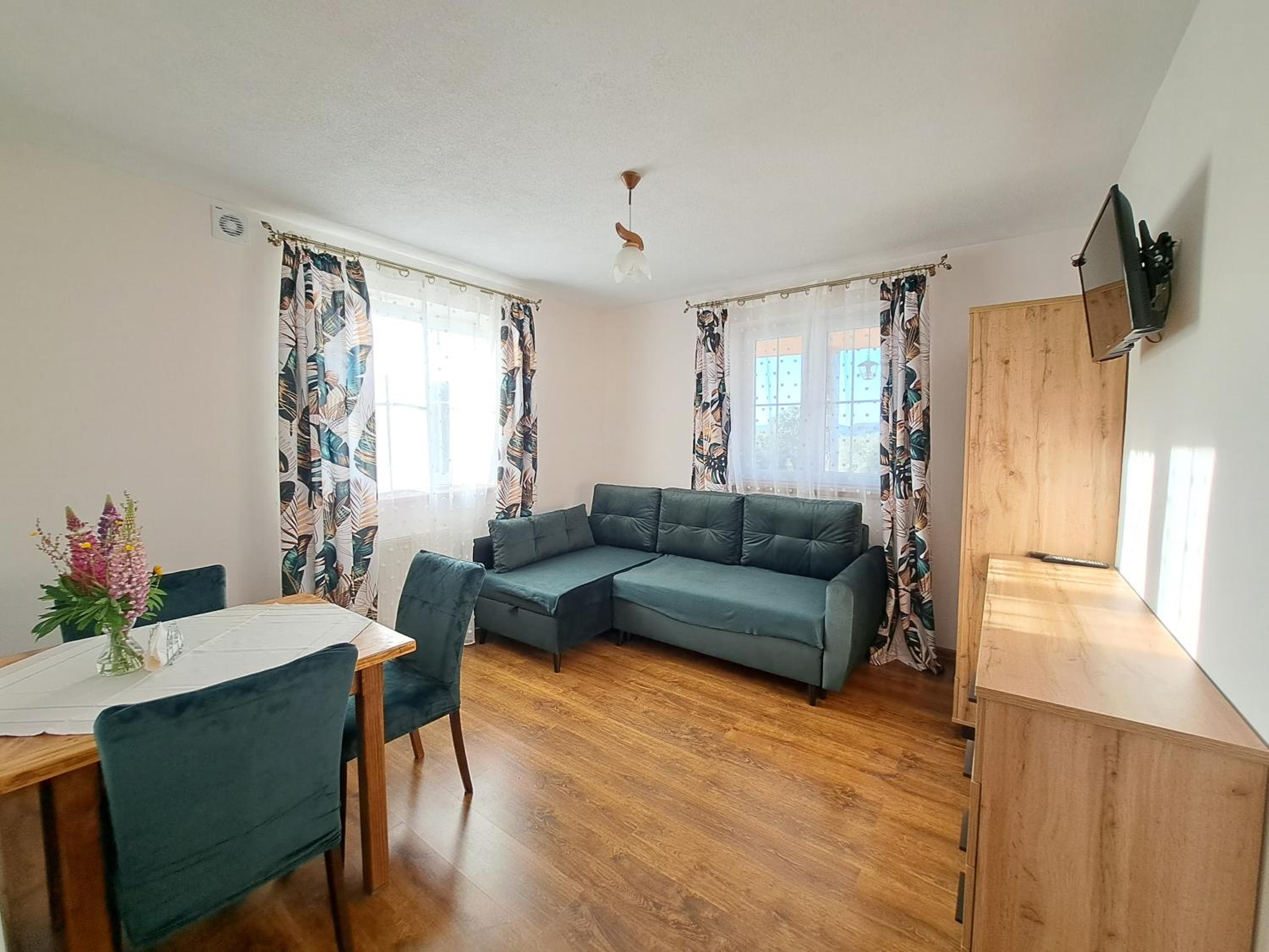 Apartment - Ground Floor photo 2
