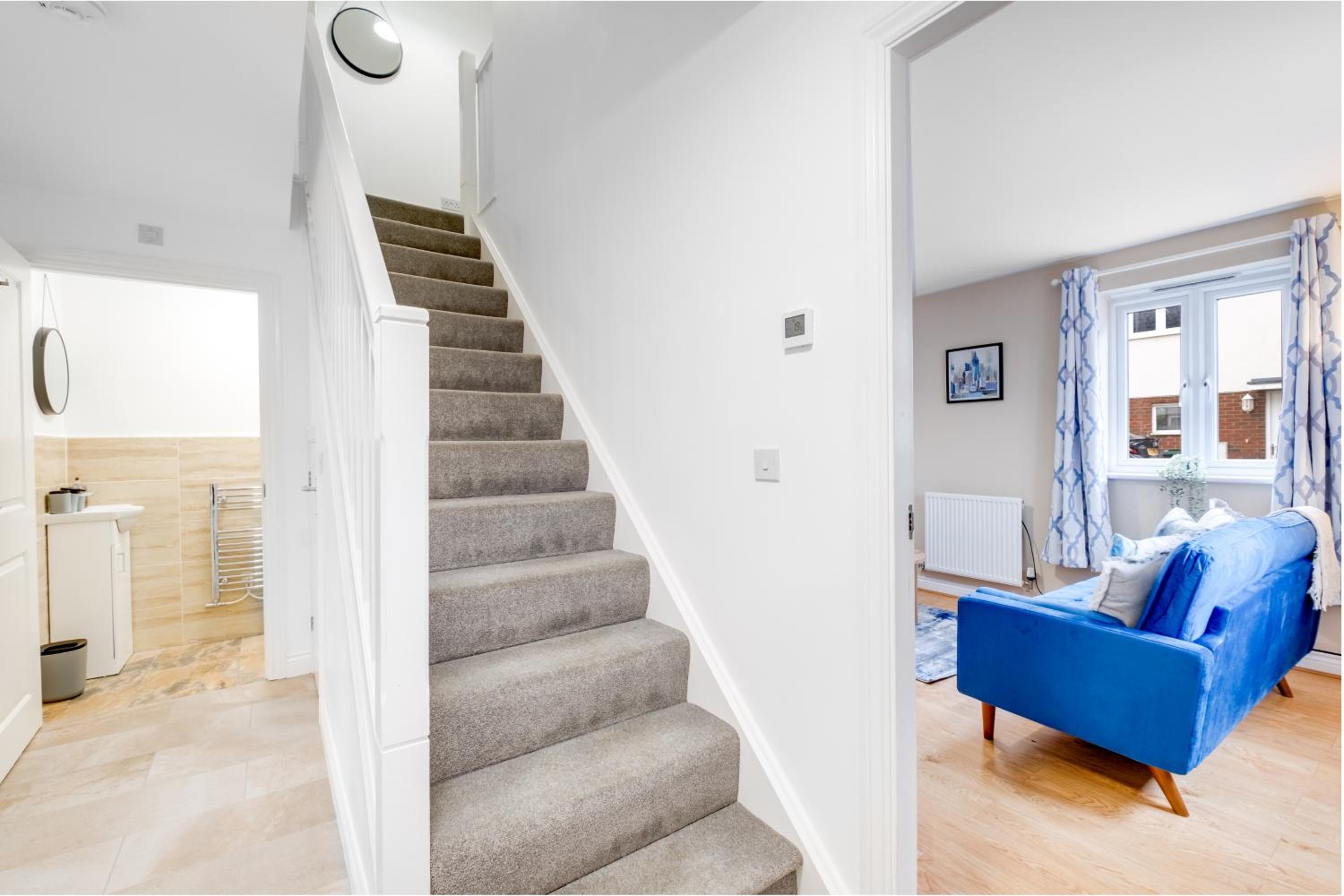 Three-Bedroom House photo 3