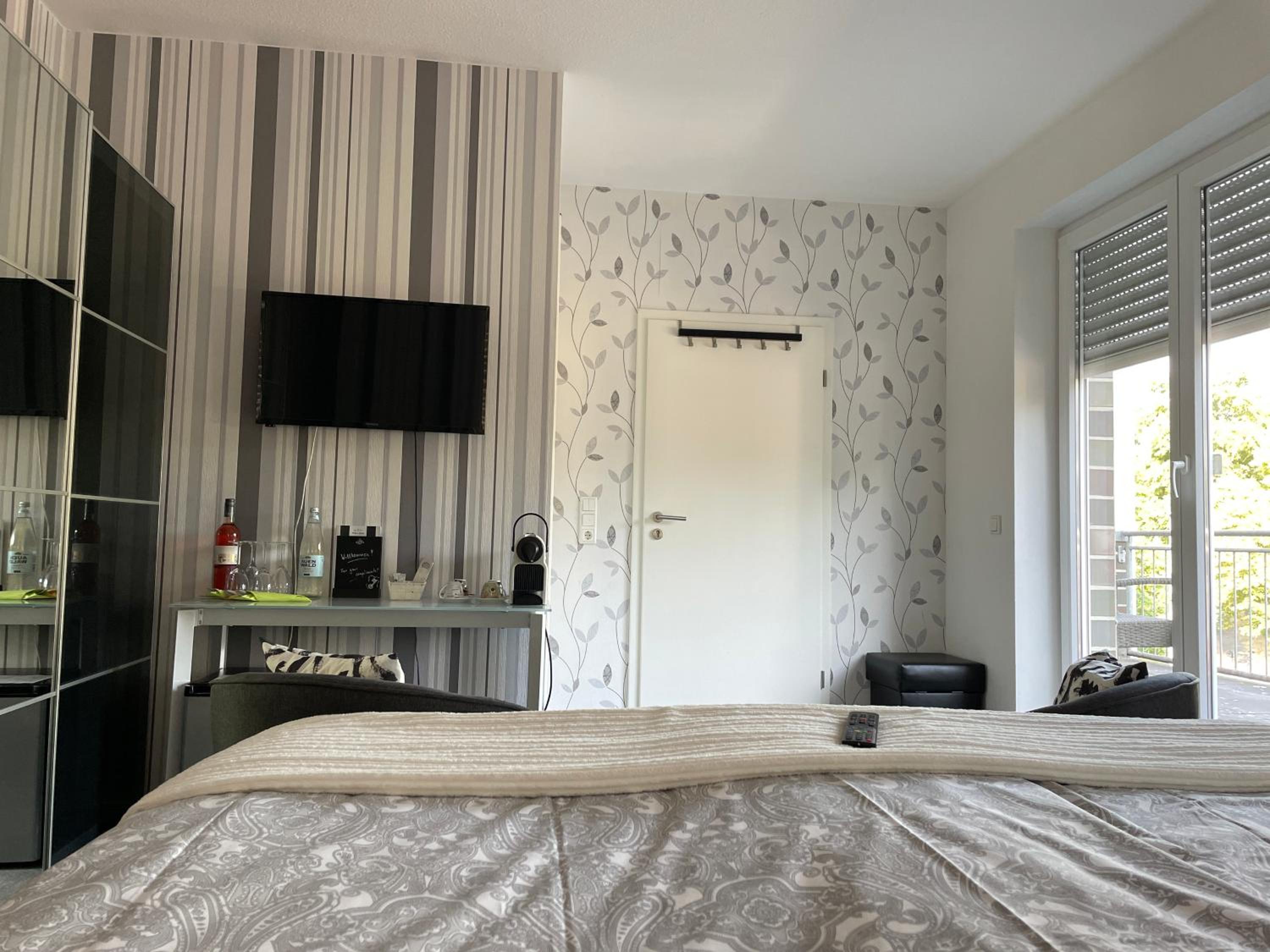 Deluxe Family Room photo 3