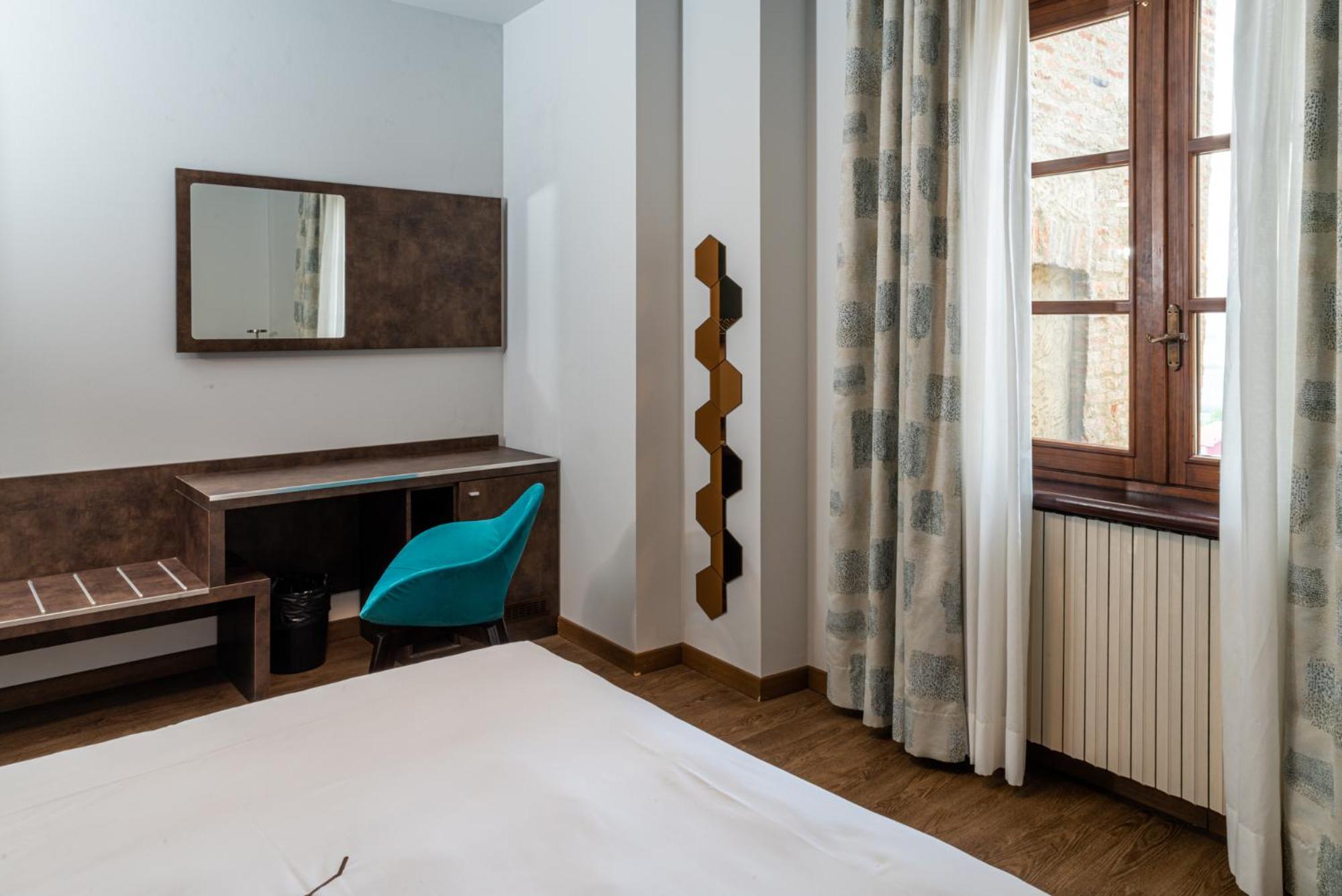 Suite with View - Annex photo 2