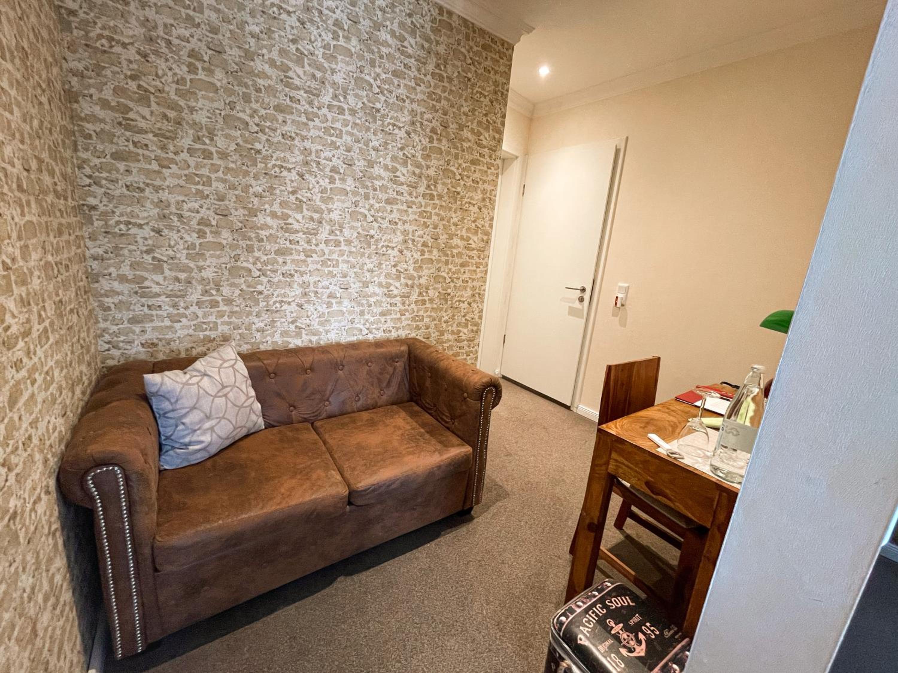 Deluxe Suite photo 3