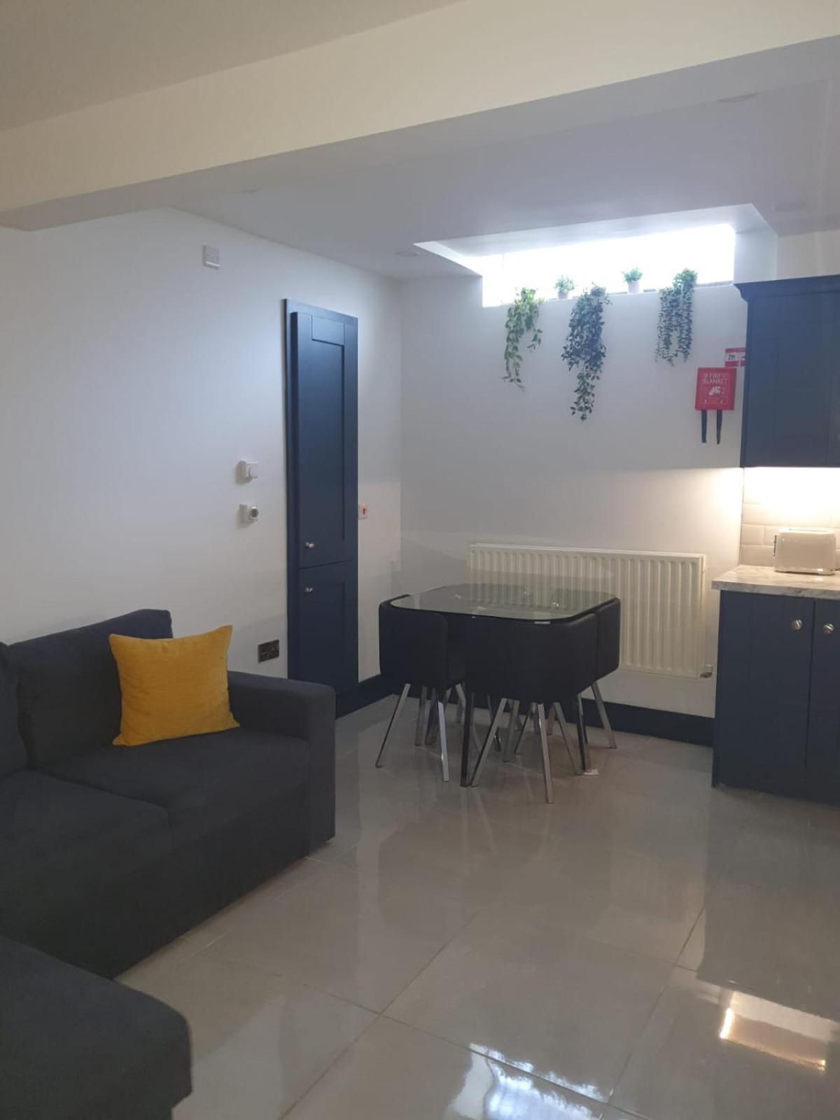 Classic Apartment - Photo 7