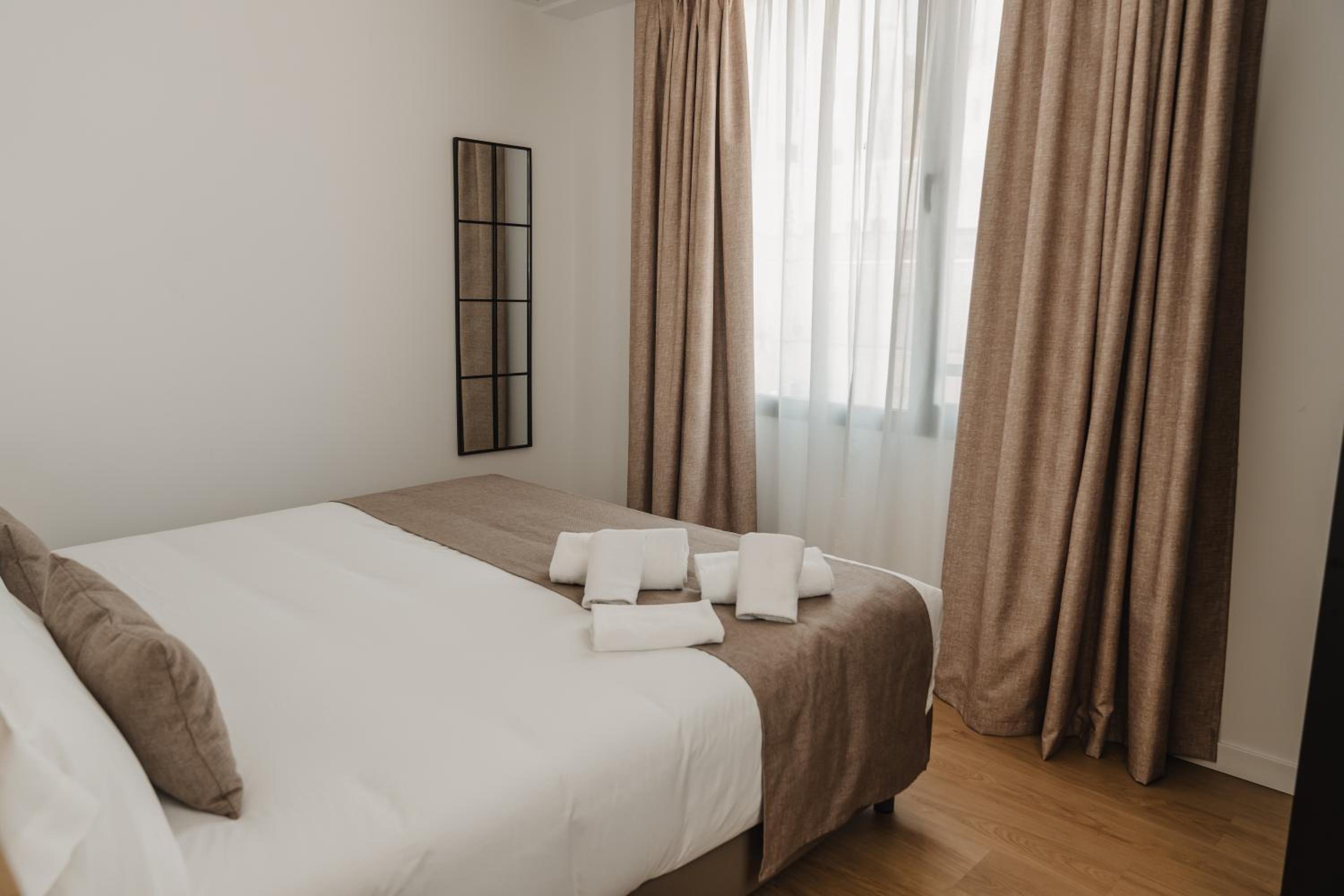 King Suite - Photo 16