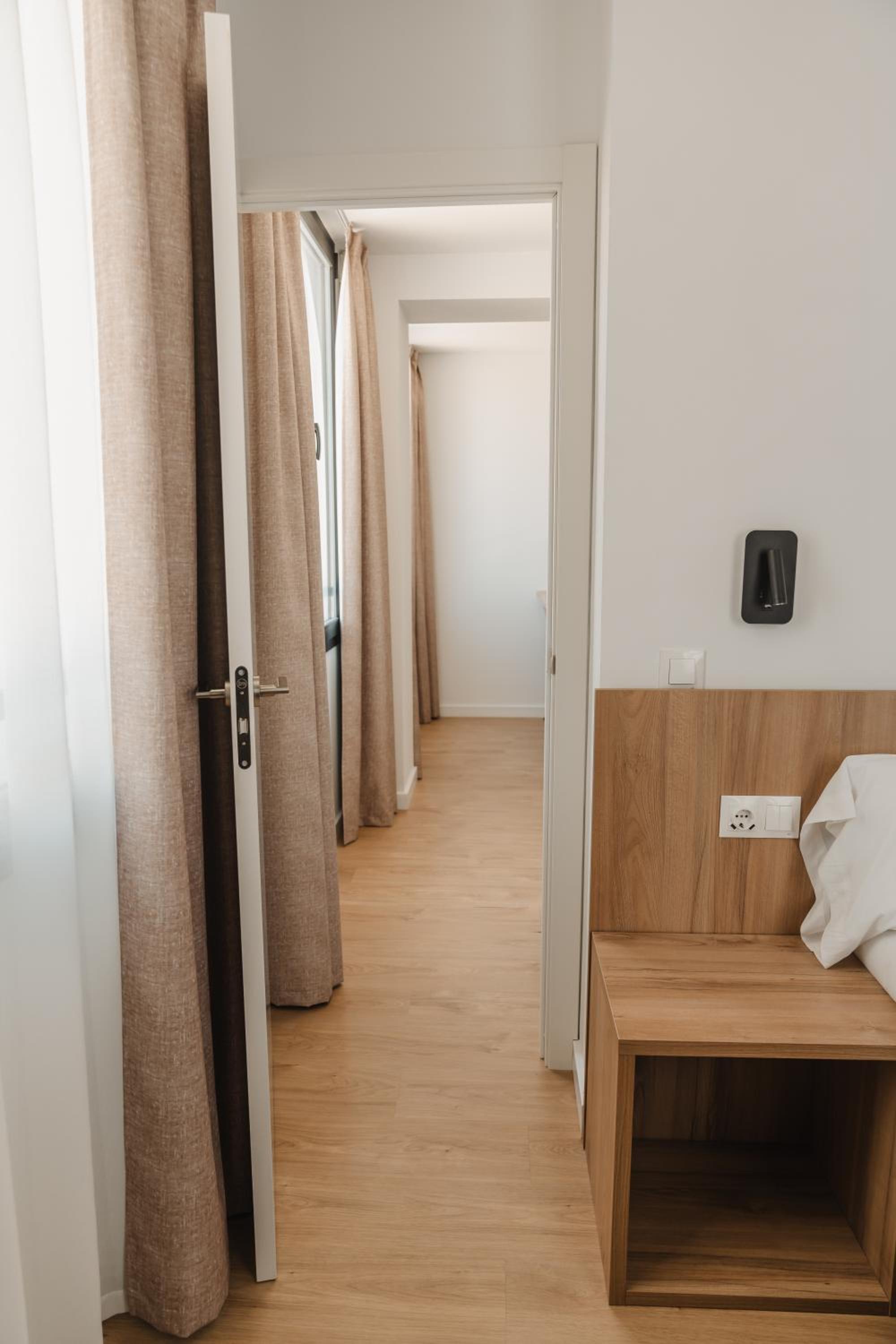 King Suite - Photo 15