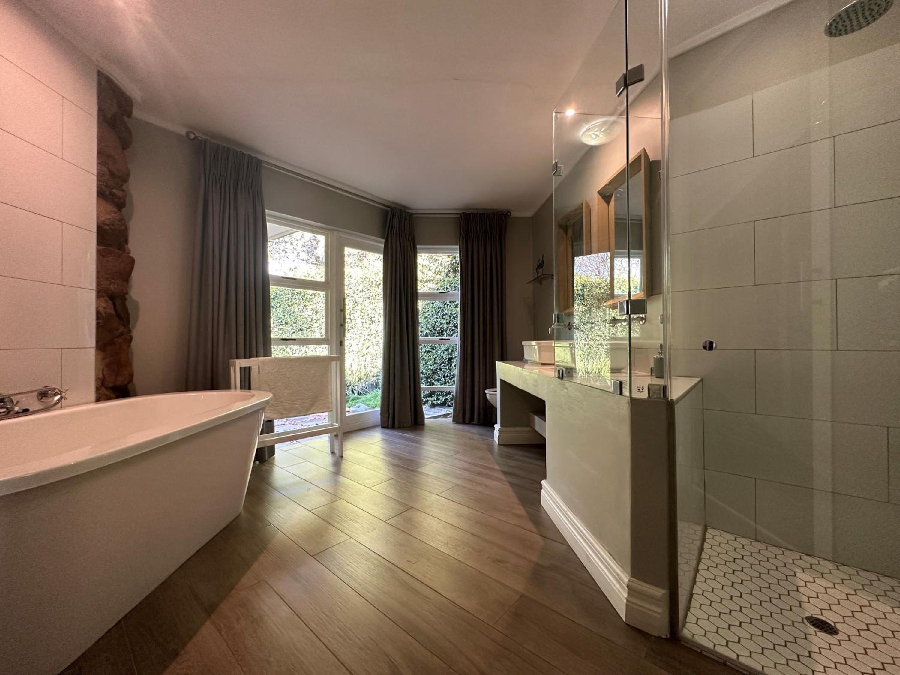 Deluxe Double or Twin Room with Garden View - Photo 3