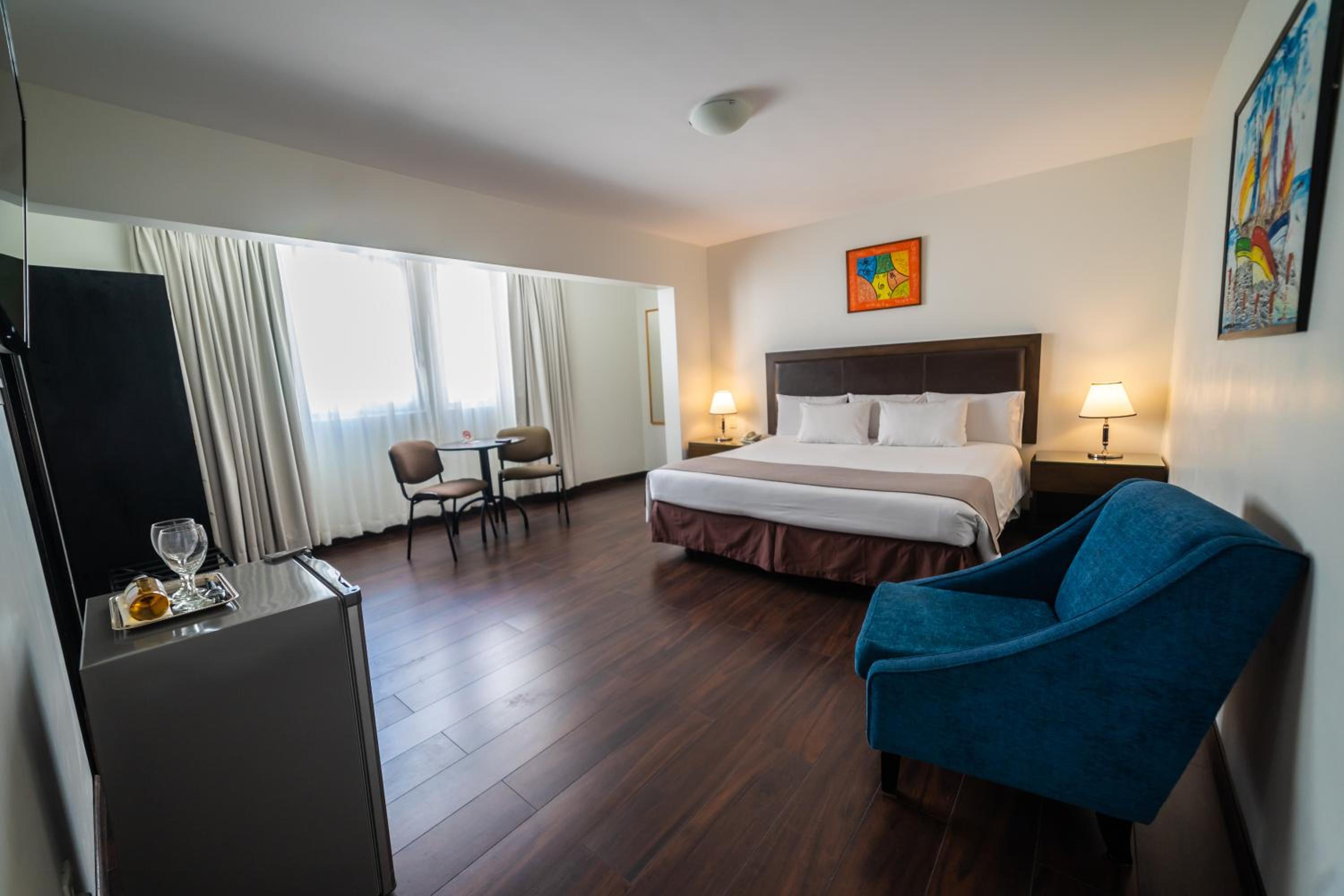 King Suite with Spa Bath photo 1