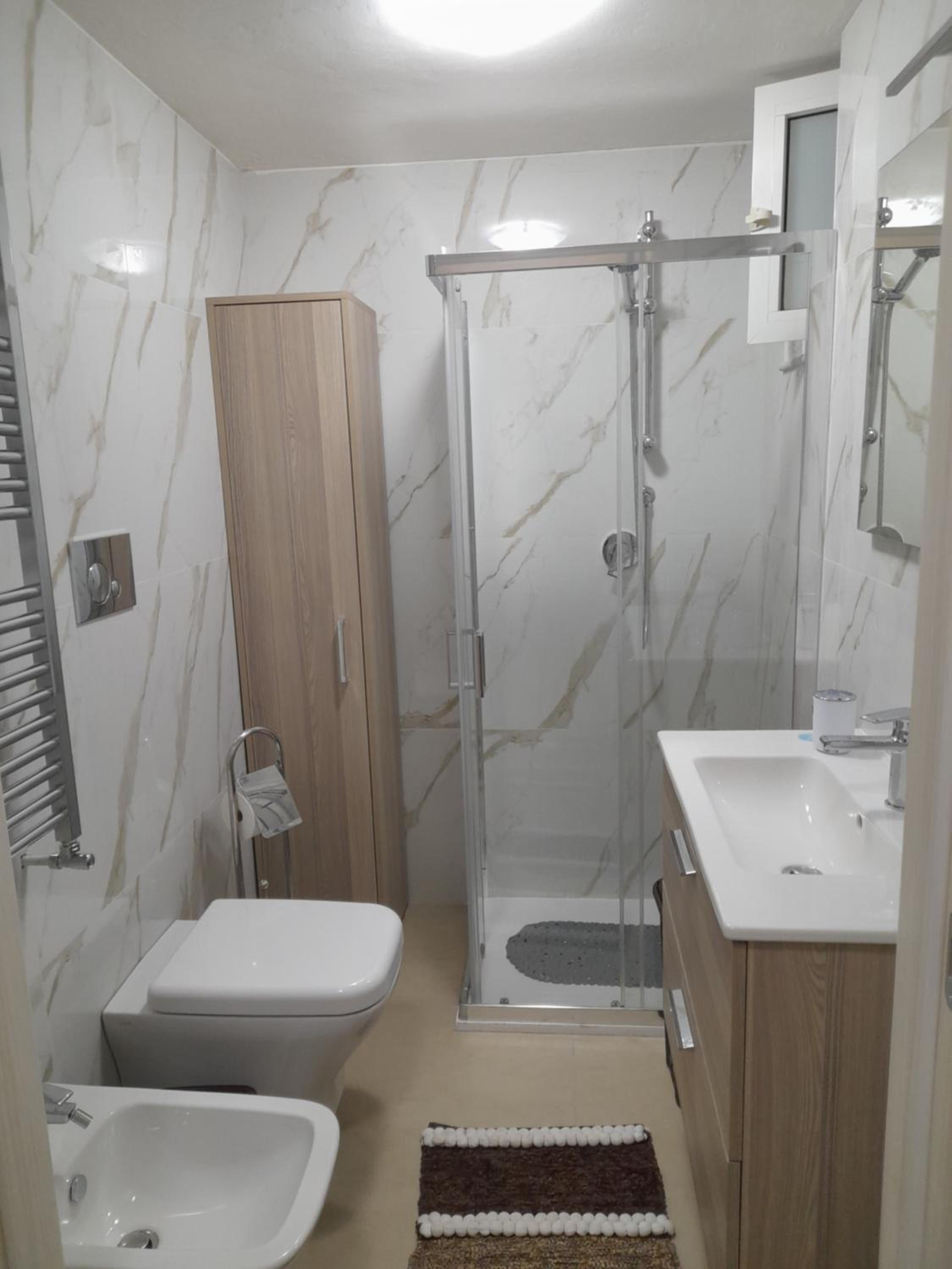 One-Bedroom Apartment photo 3