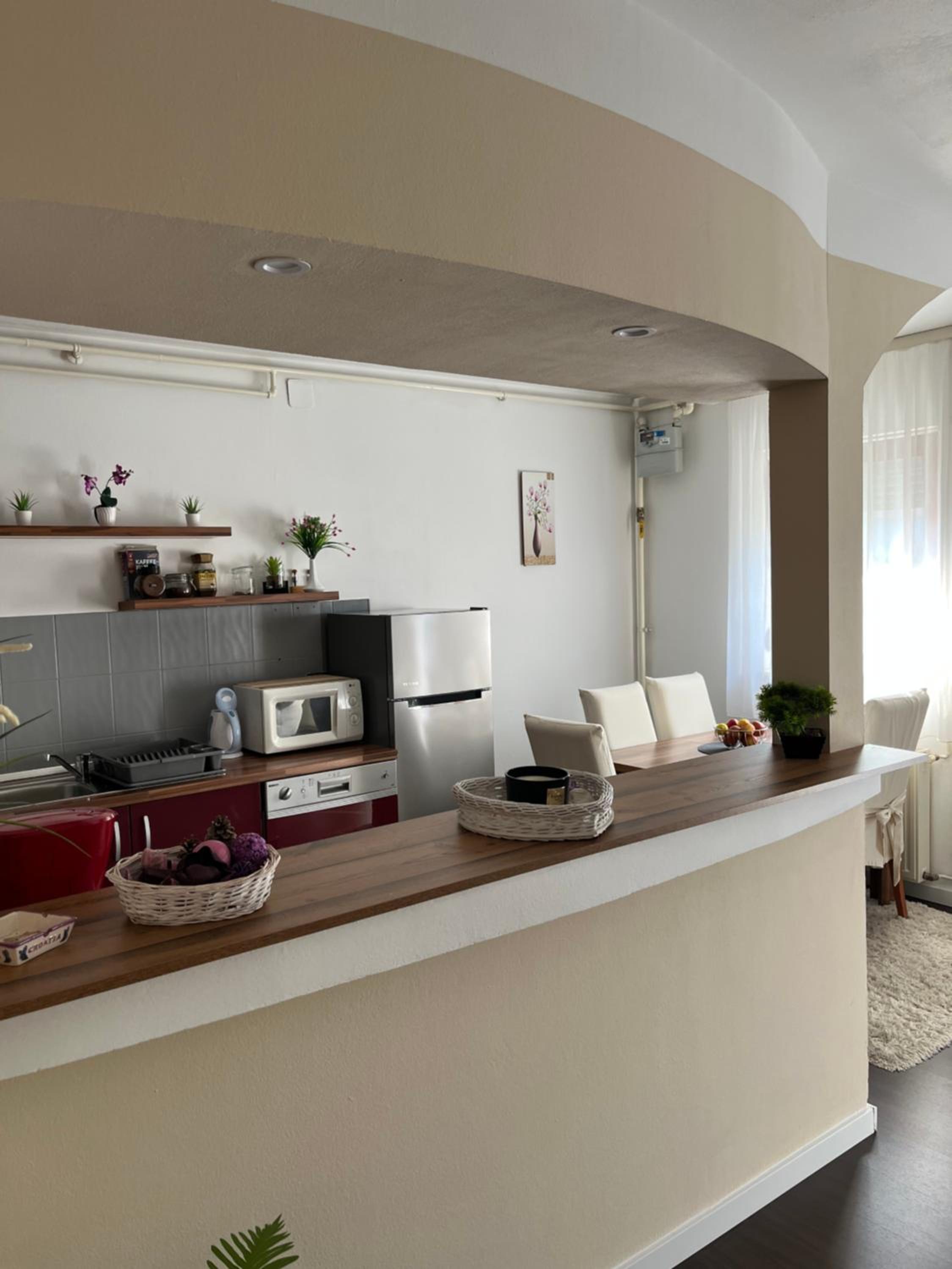 Two-Bedroom Apartment - Photo 8
