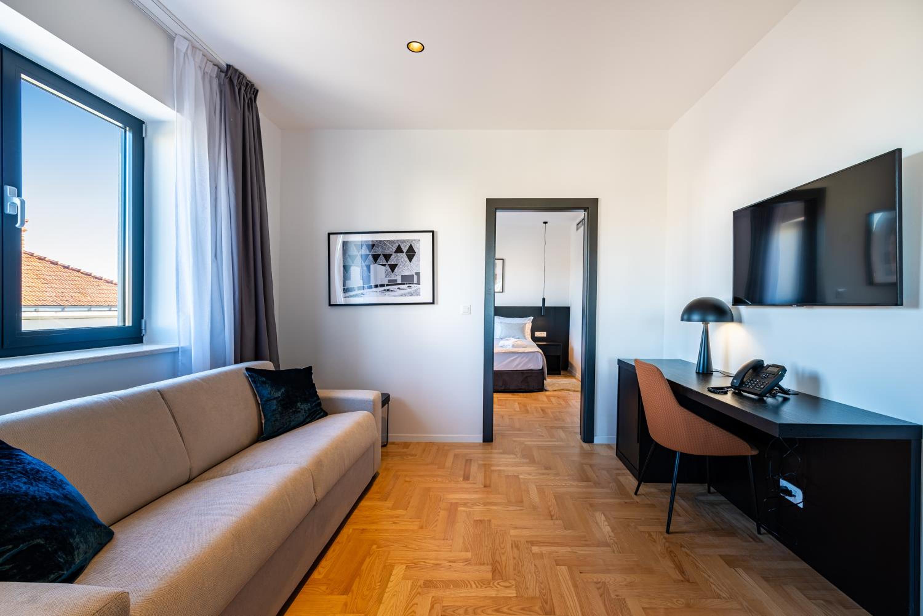 Suite with Terrace - Photo 20