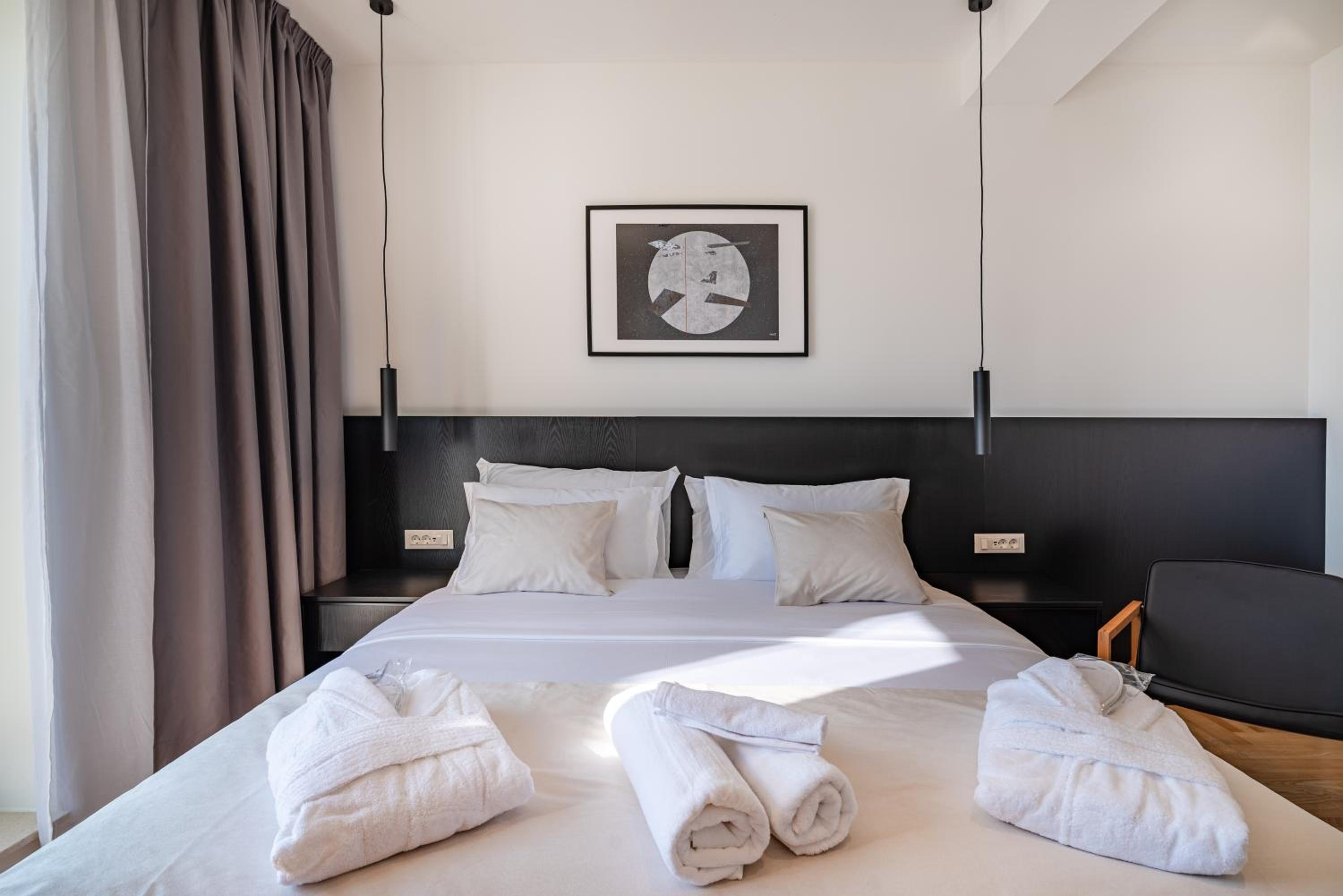 Superior Double Room - Photo 8