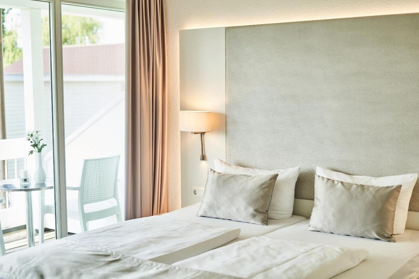 Double Room with Lake View photo 1