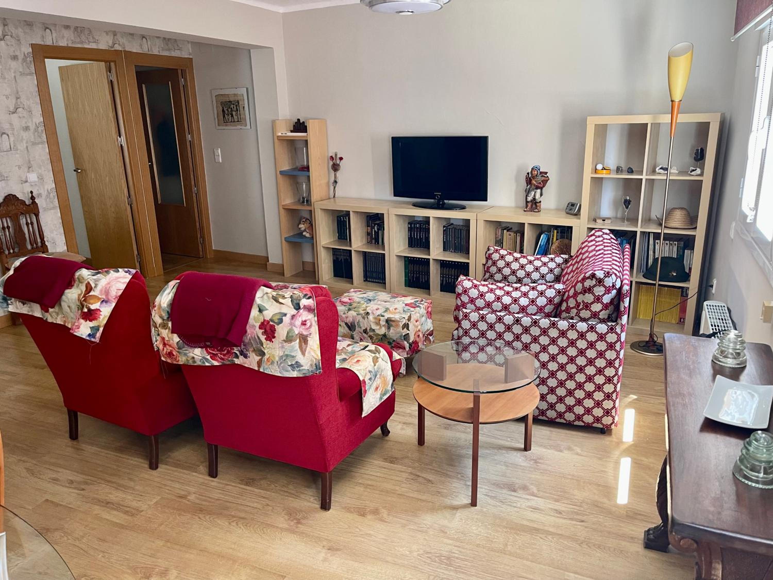 Two-Bedroom Apartment photo 2