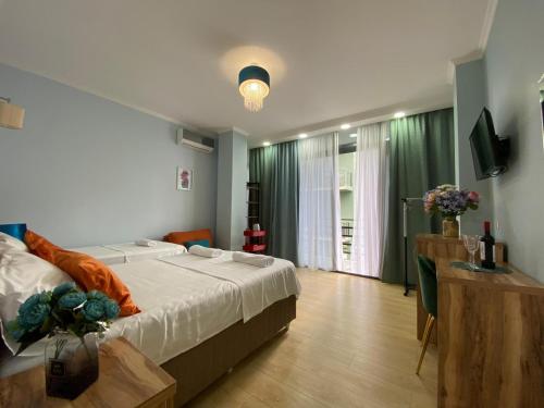 Double Room with Balcony photo 2