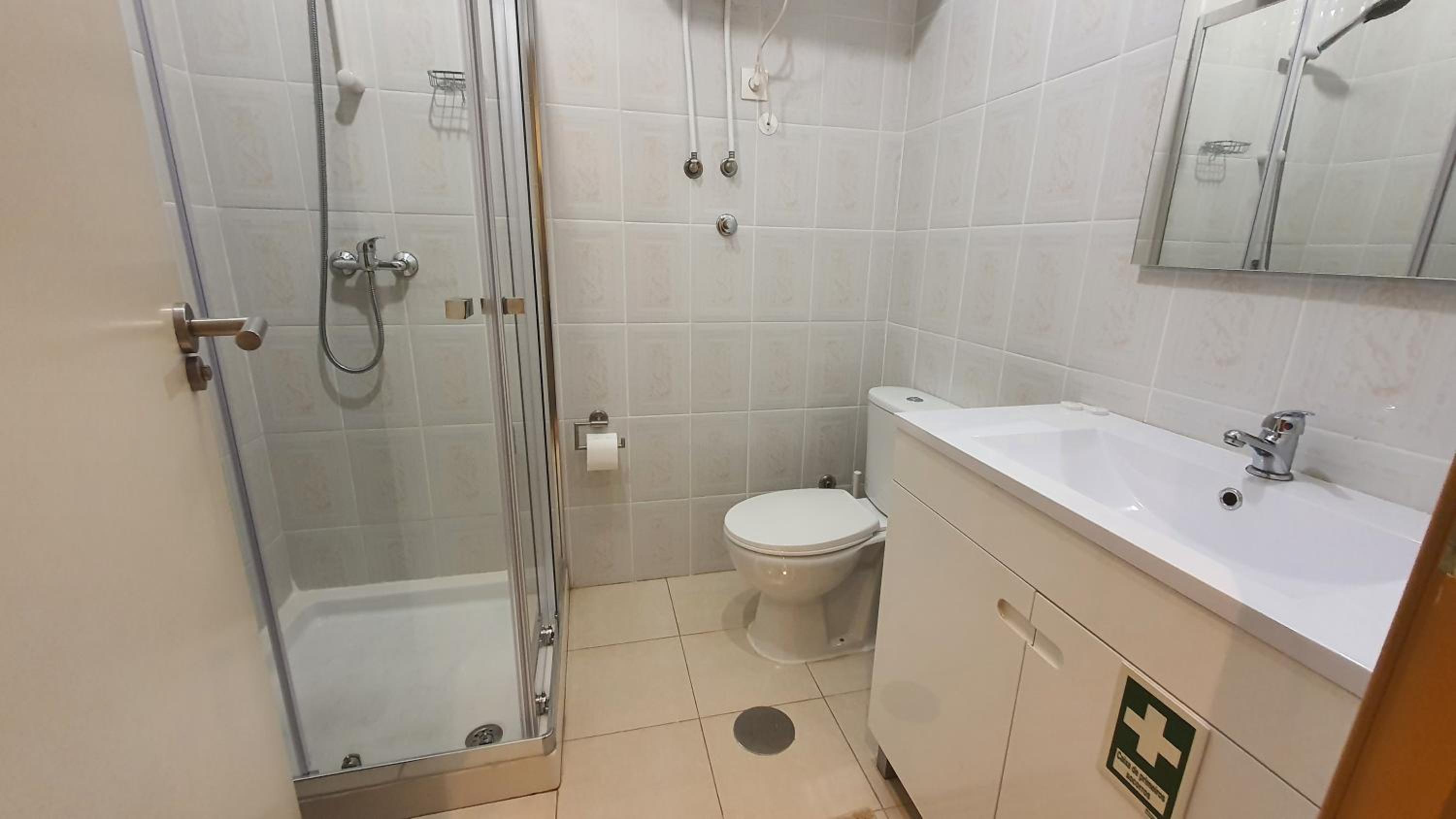 One-Bedroom Apartment - Photo 26