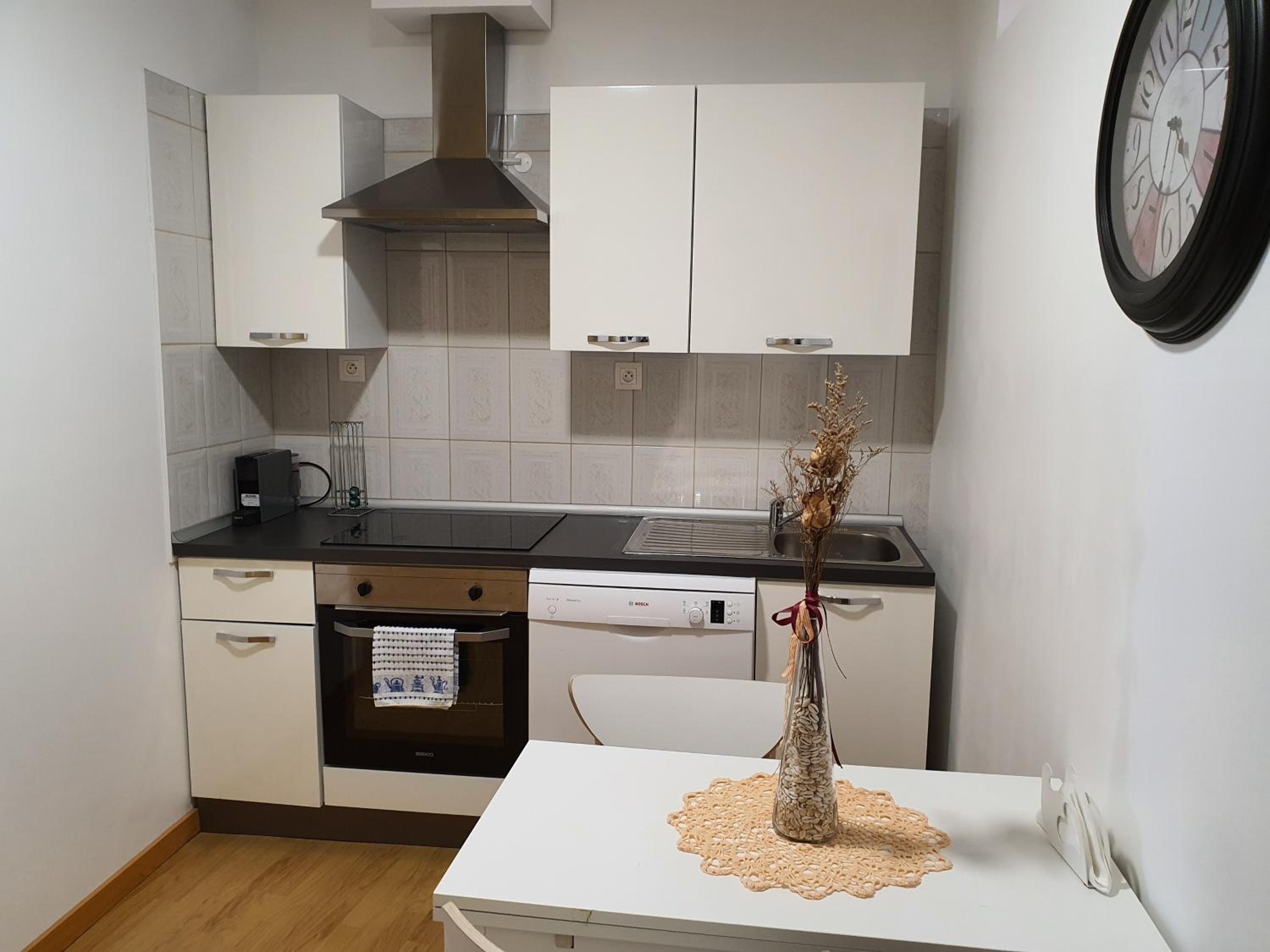 One-Bedroom Apartment - Photo 17