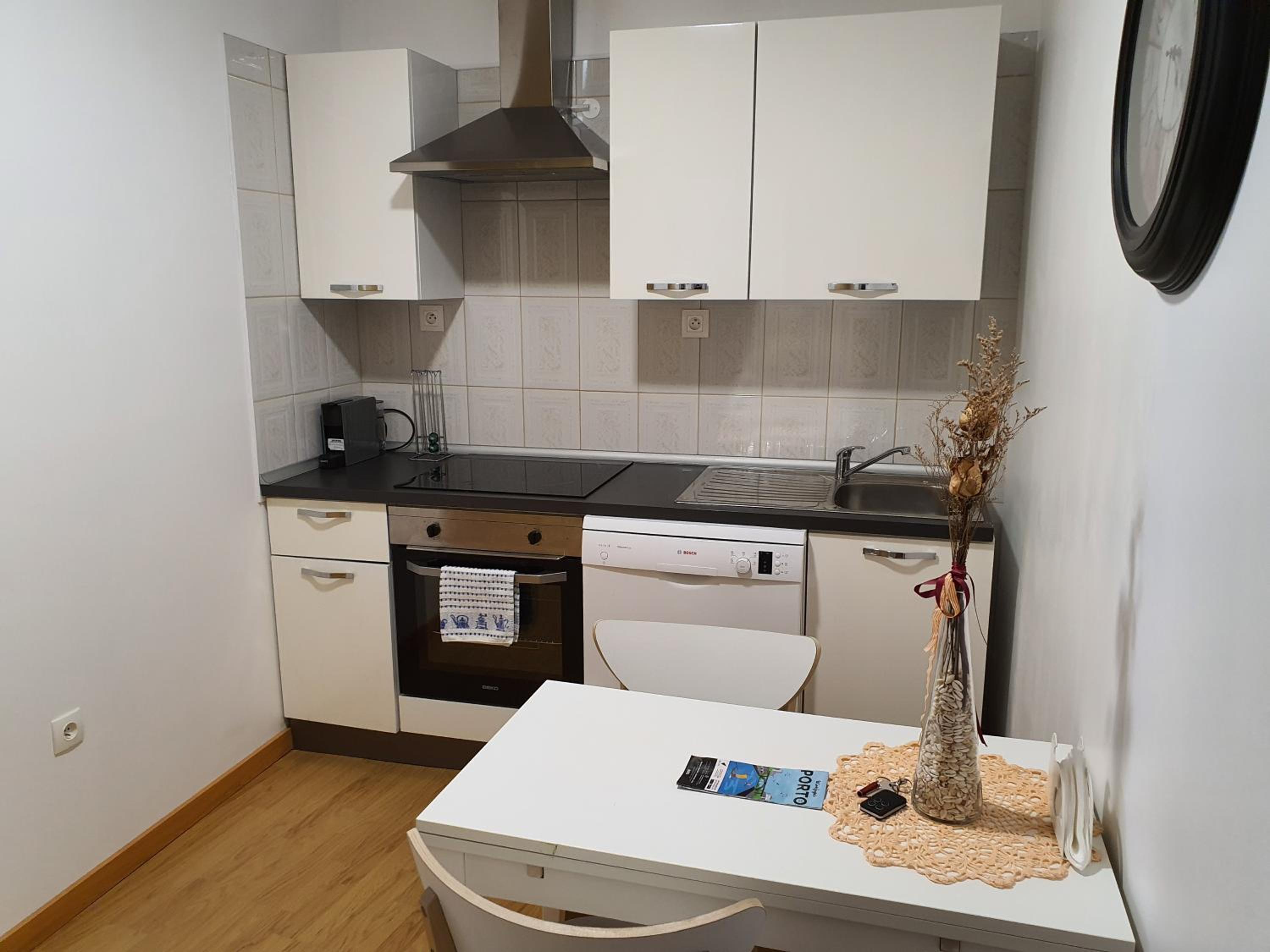 One-Bedroom Apartment - Photo 27